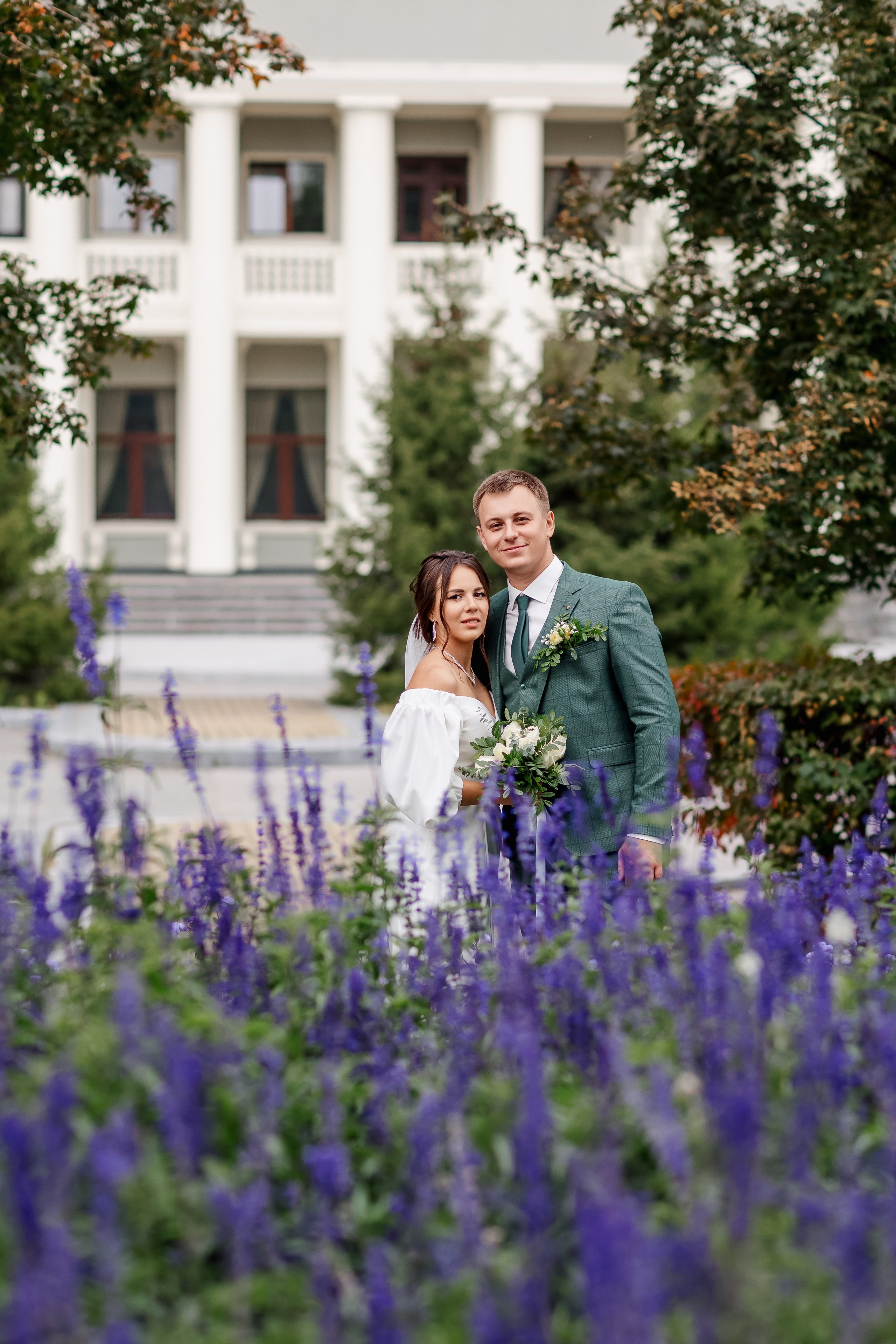 Олег и Юлия. Свадебная прогулка. Свадебный фотограф в Хабаровске