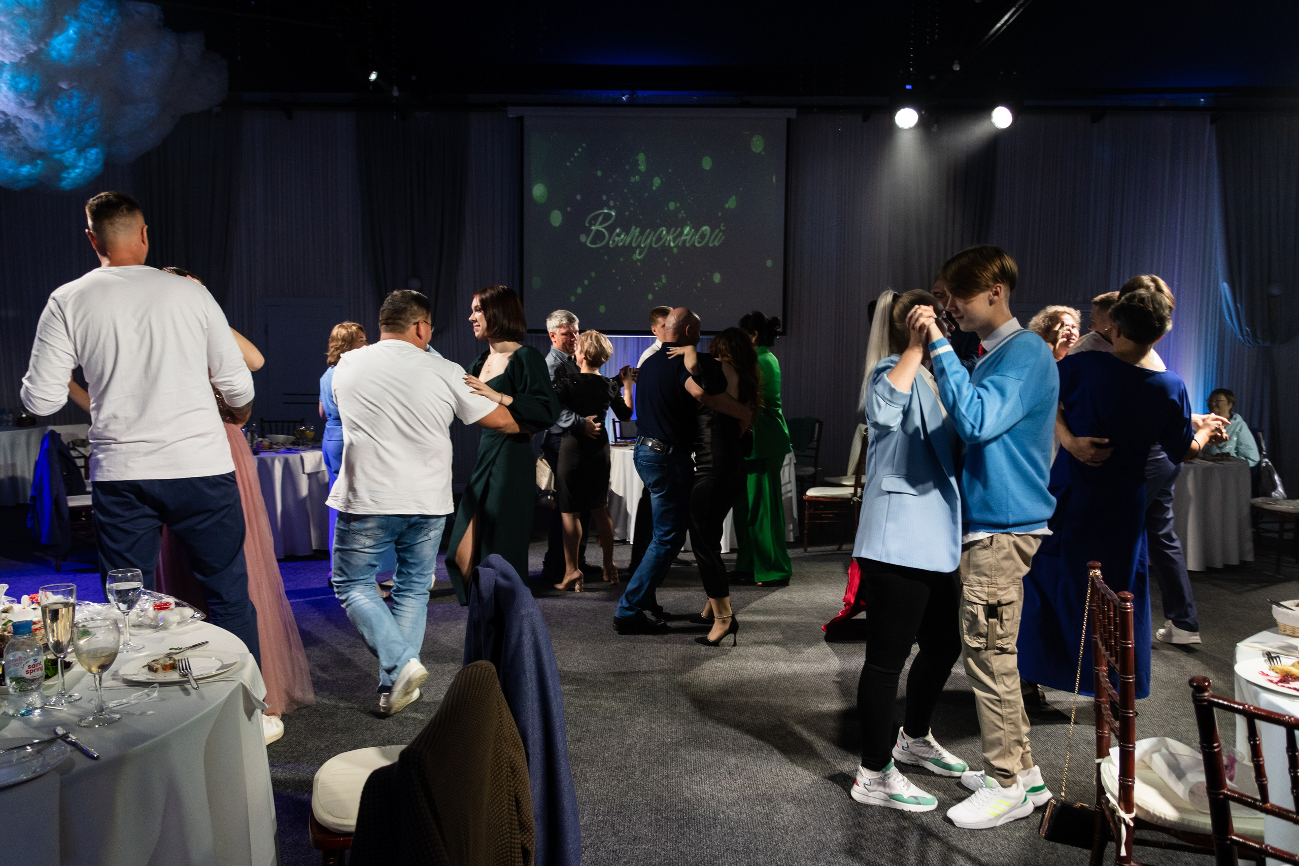 Выпускной из 11 класса. 2023. Семейный и индивидуальный фотограф Life style в Санкт-Петербурге Мария