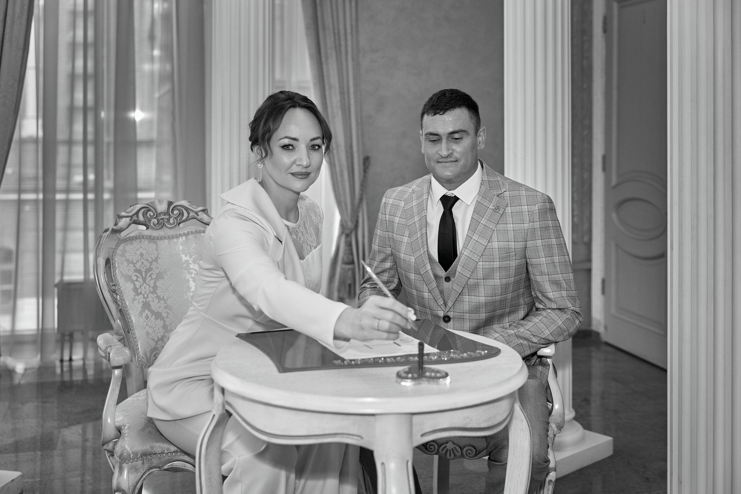Регистрация брака в Туле и фотосессия в студии