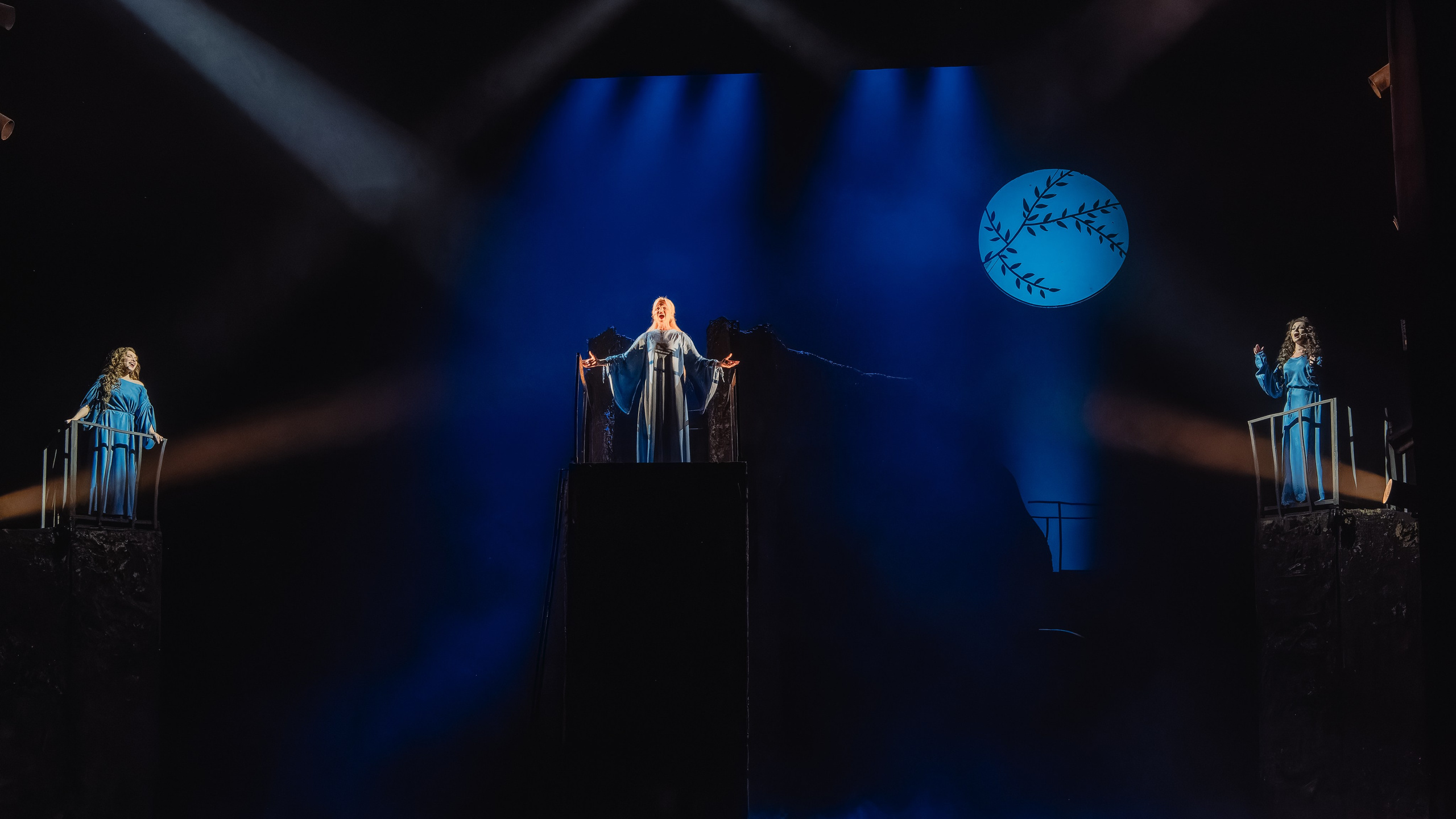 Театр Моссовета: Иисус Христос — Суперзвезда — 33 года на сцене. Сайт фотографа Сергея Абрамова