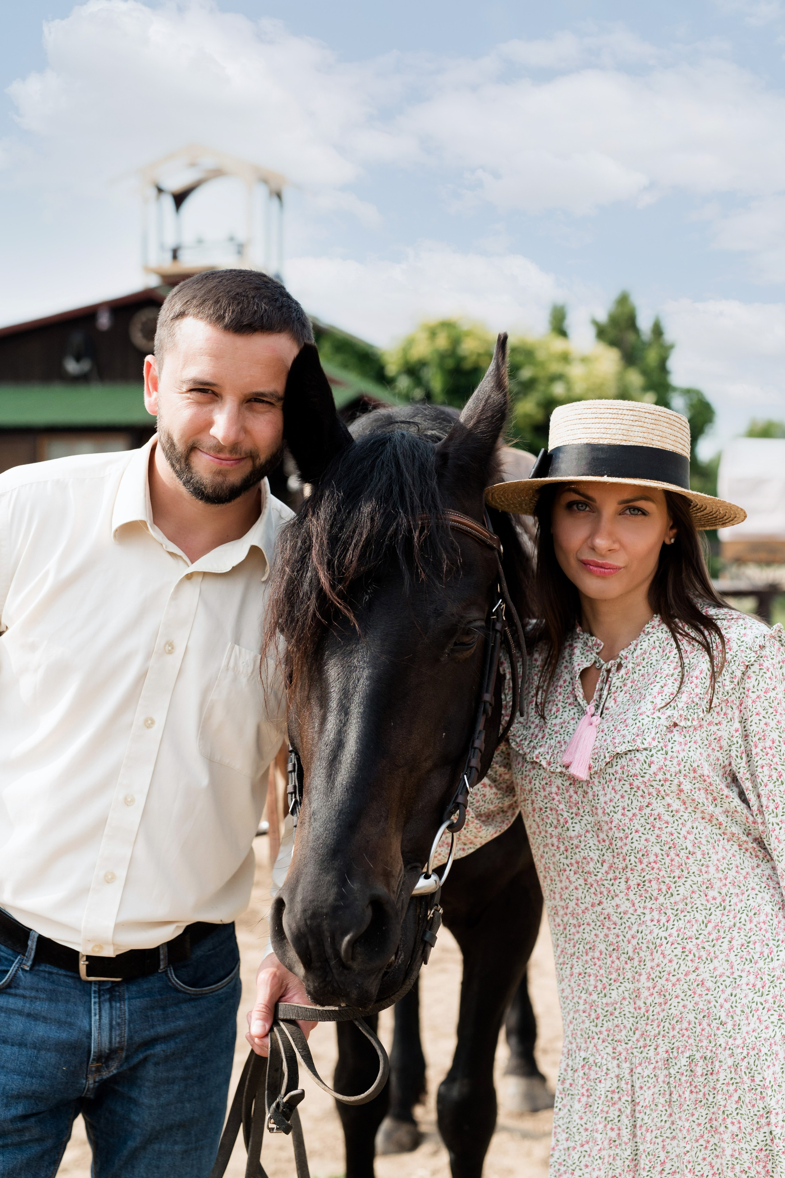 На конюшне. Семейный и контент фотограф