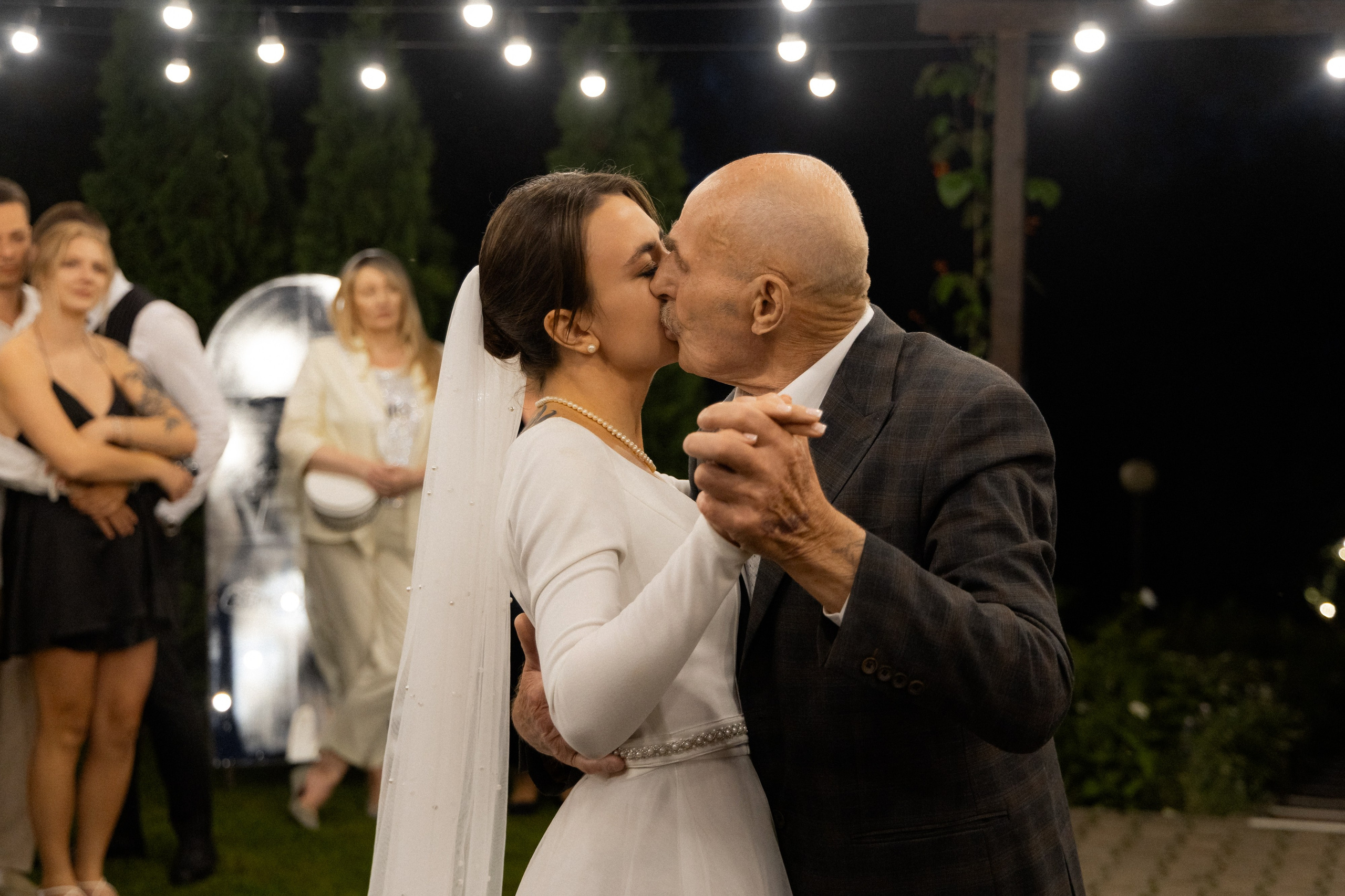 Свадебная фотосессия в агроусадьбе Лабодянка в Минске. Свадебный фотограф в Минске/Беларуси Сергей Спиридонов