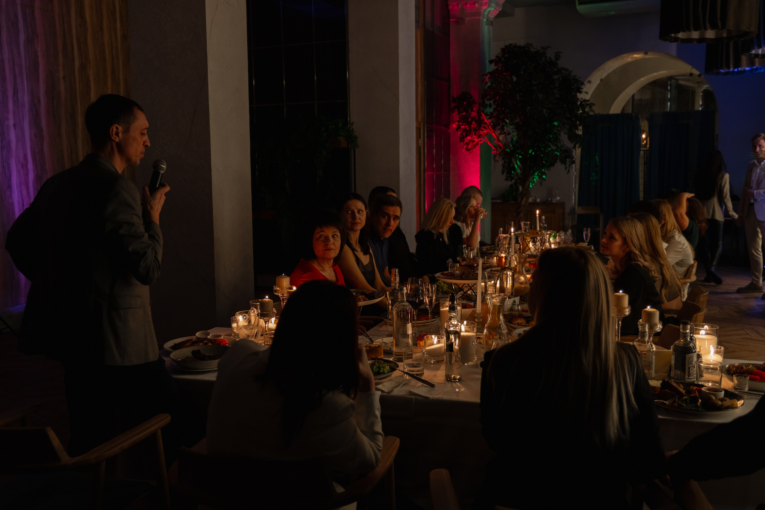 Фотосъемка юбилея в ресторане «Березка» в Минске. Свадебный фотограф в Минске/Беларуси Сергей Спиридонов