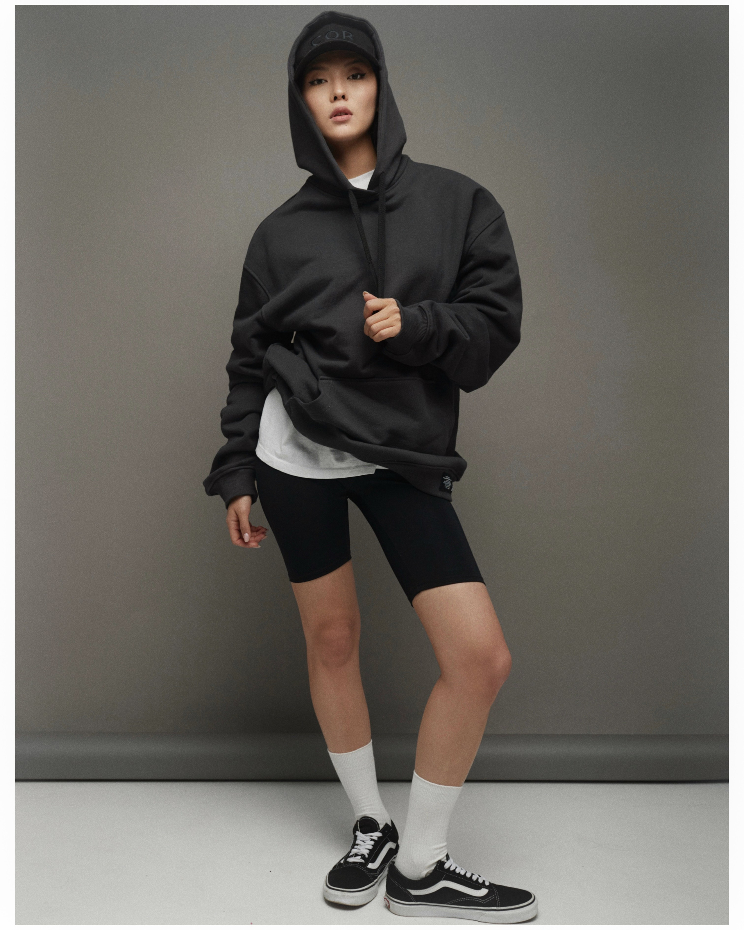 Для бренда одежды 'Lotte Hotel'. Фотограф