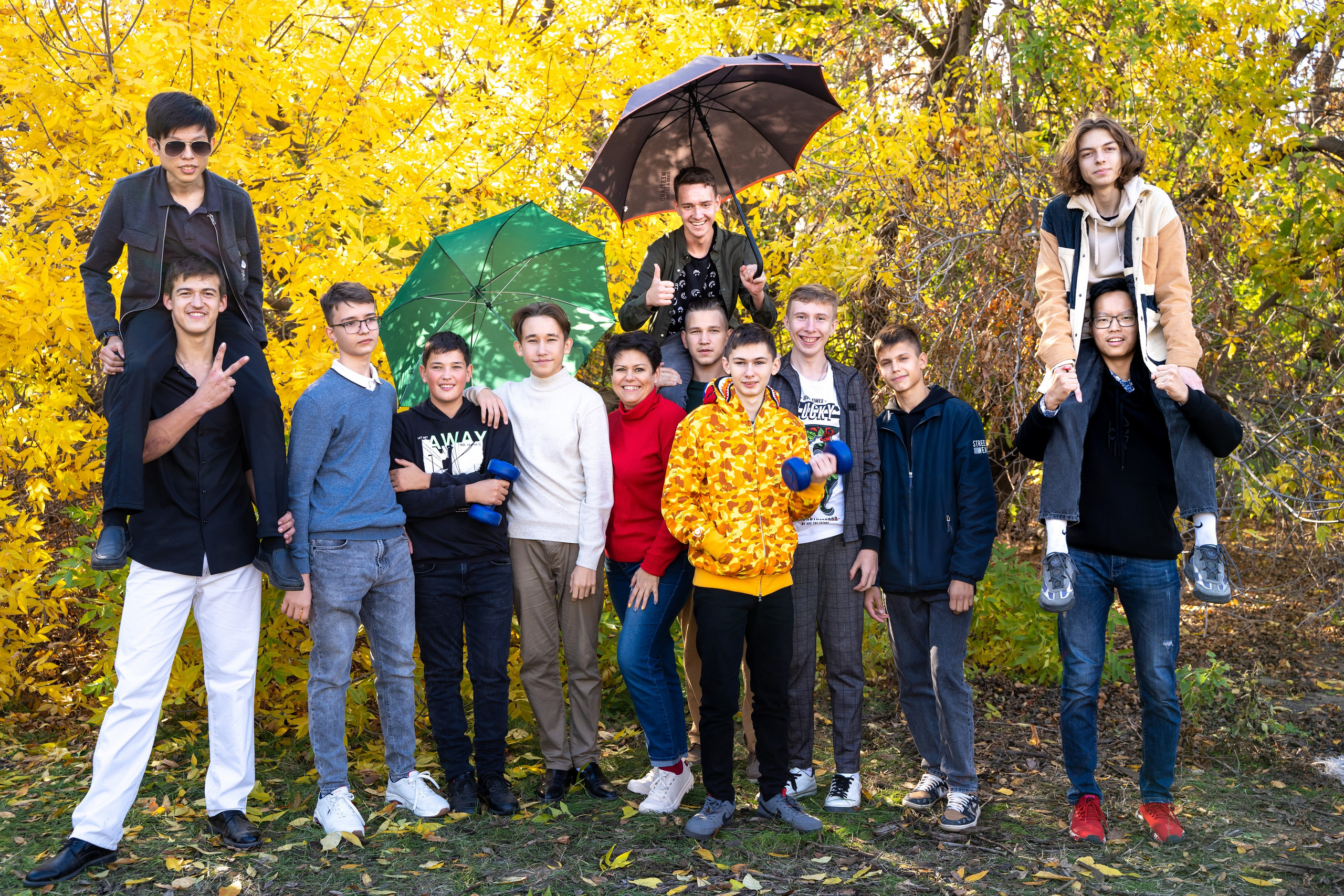 9 — 11 классы. Фотографы в г. Астрахань Сергей и Елена Бовтуновы