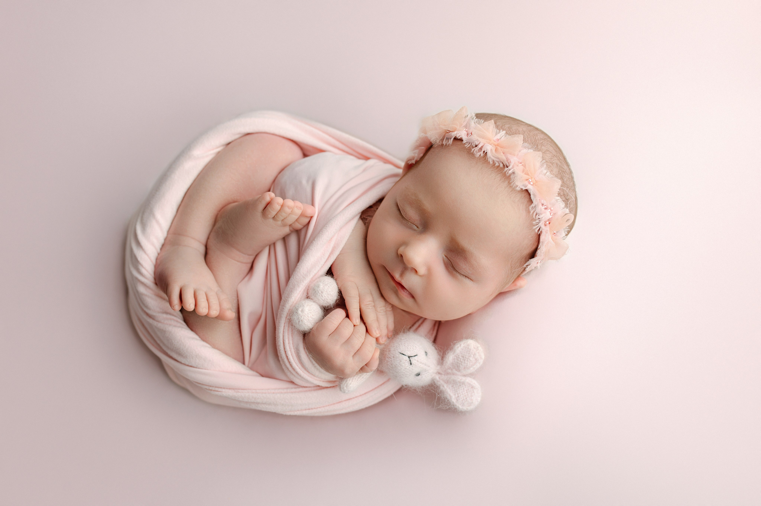 Профессиональный фотограф новорожденных в Воронеже Виктория Баева
