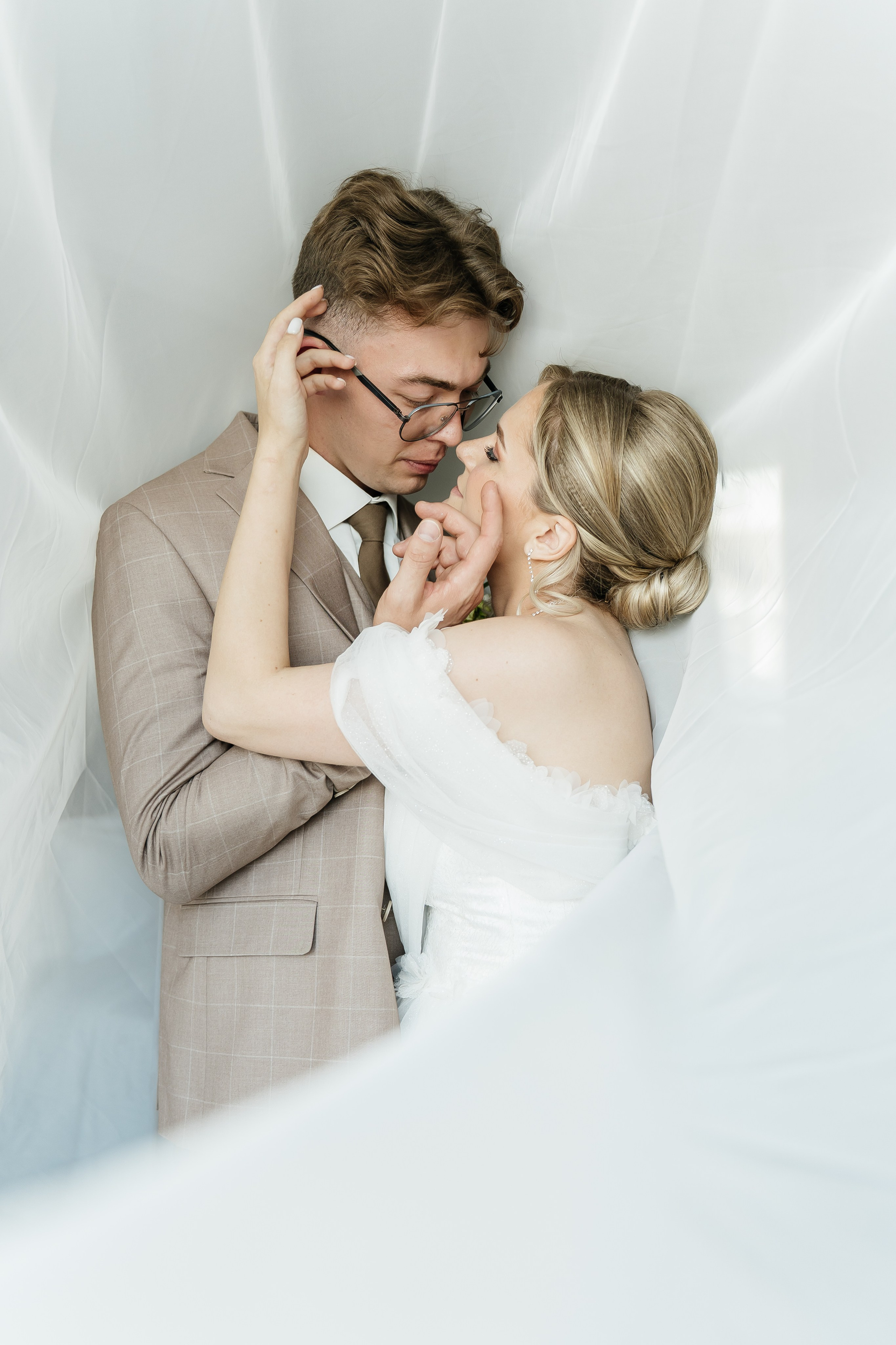 City Center. Для тех, кто не ждёт удачи, а создаёт её. Каждая фотосессия — это твой момент, твой стиль, твой успех. 📸