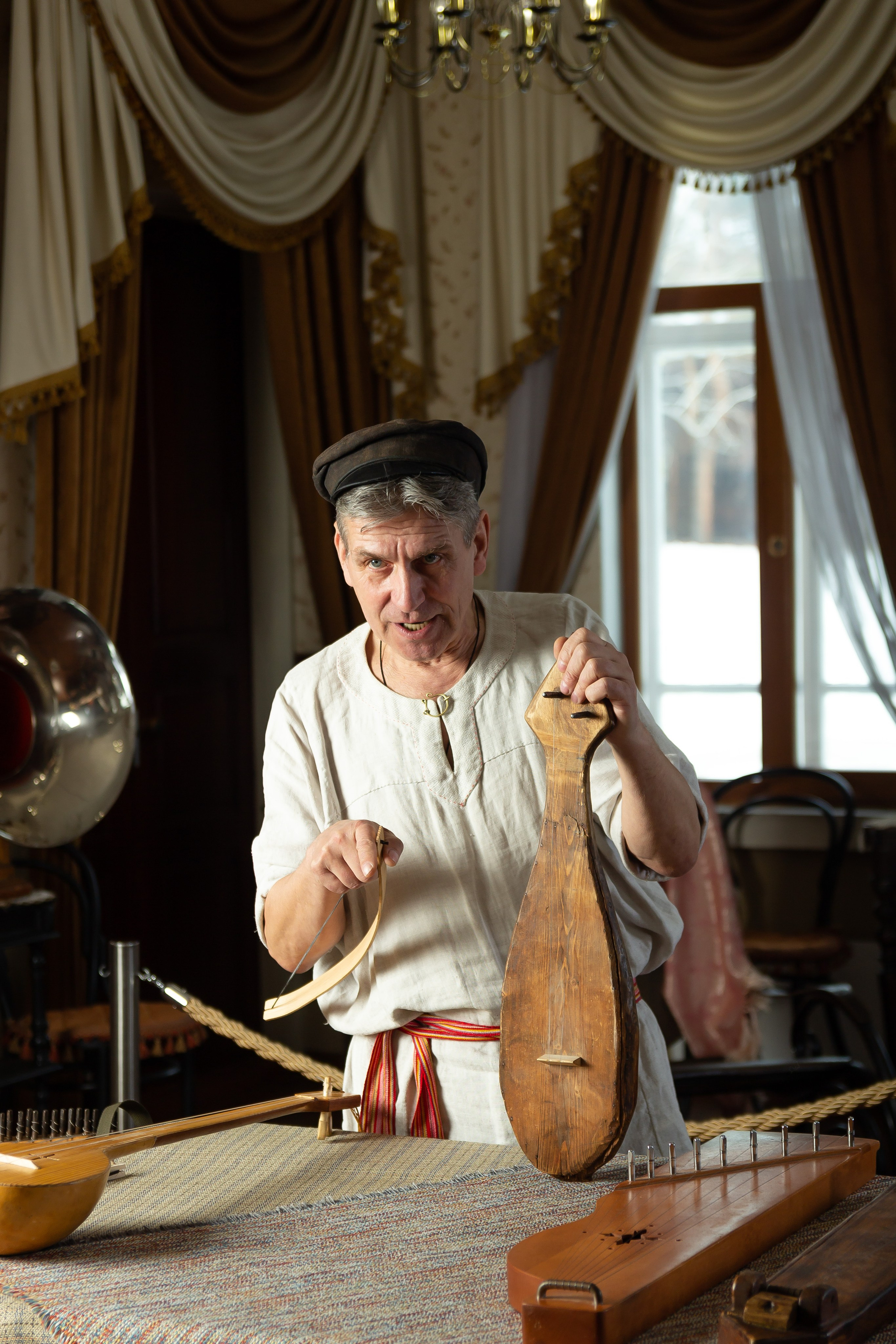 Музей забытой музыки. Александр Стряпунин — предметный фотограф в Улан-Удэ