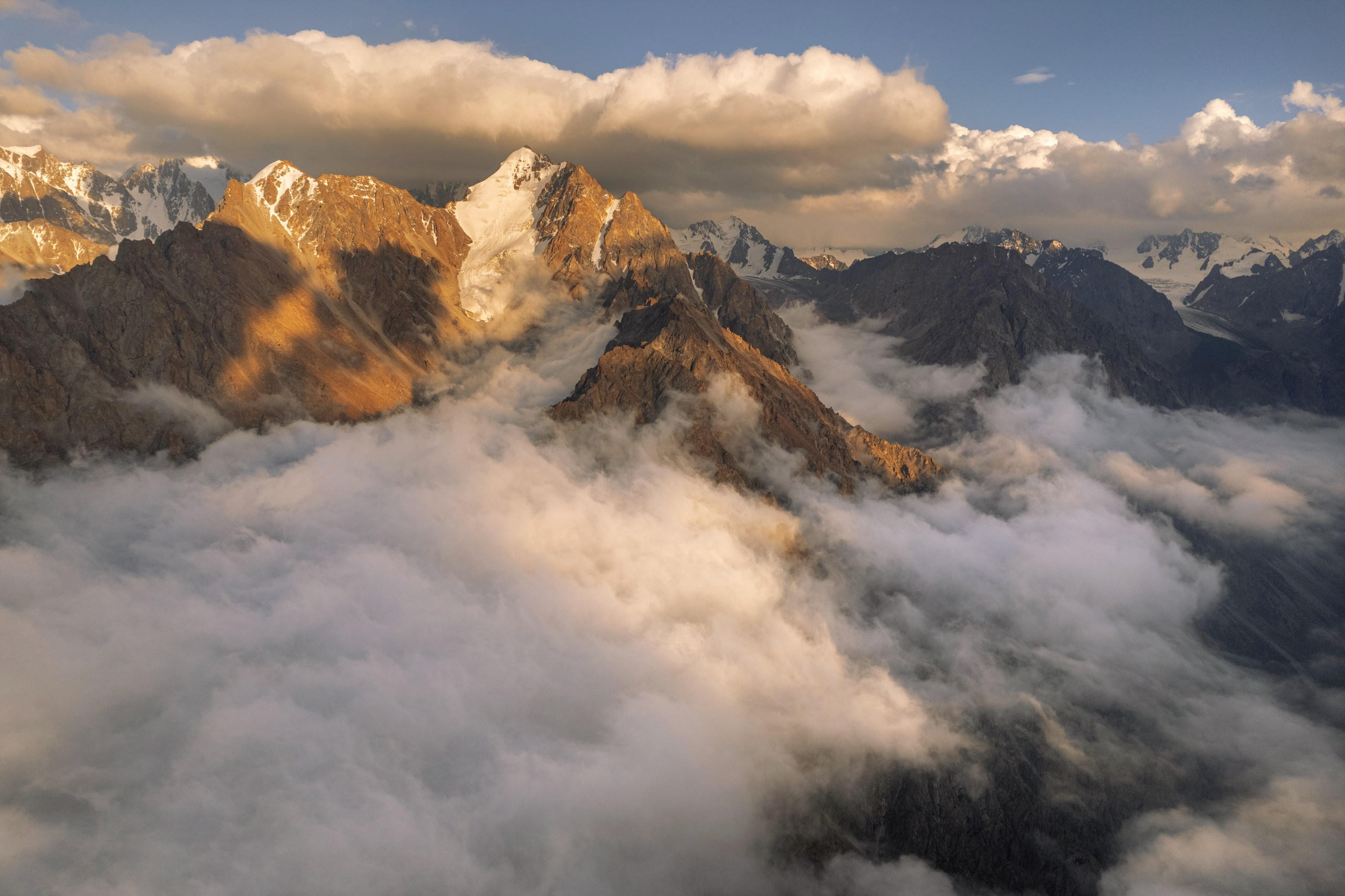 Тянь-Шань. Фотограф в Красноярске Нерозя Александр. Пейзаж, природа, портрет