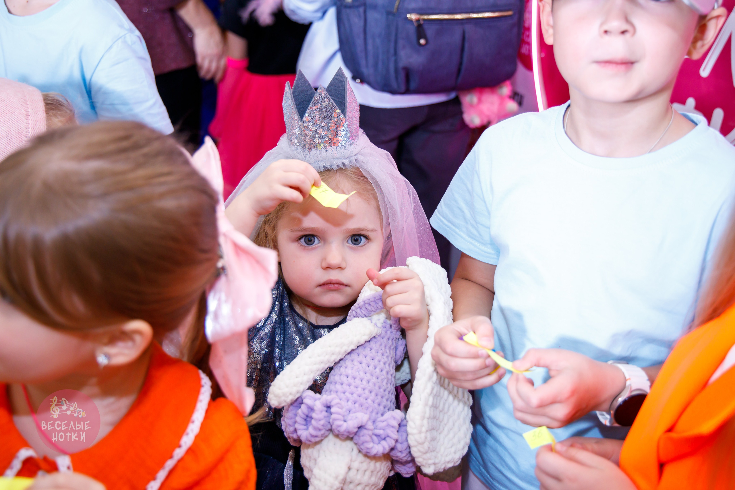 Веселый праздник с вокальной студией «Веселые Нотки». Профессиональная фото и видеосъемка. Москва