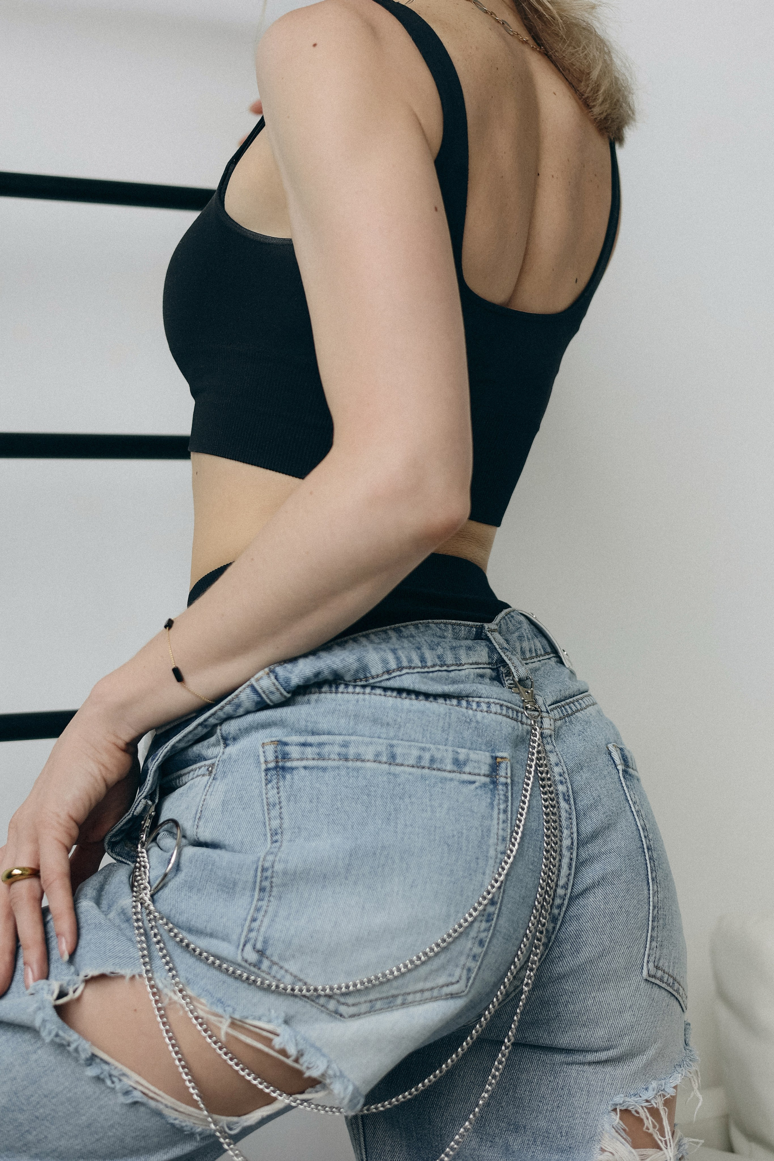 Base Studio. Юрий Белозёров фотограф