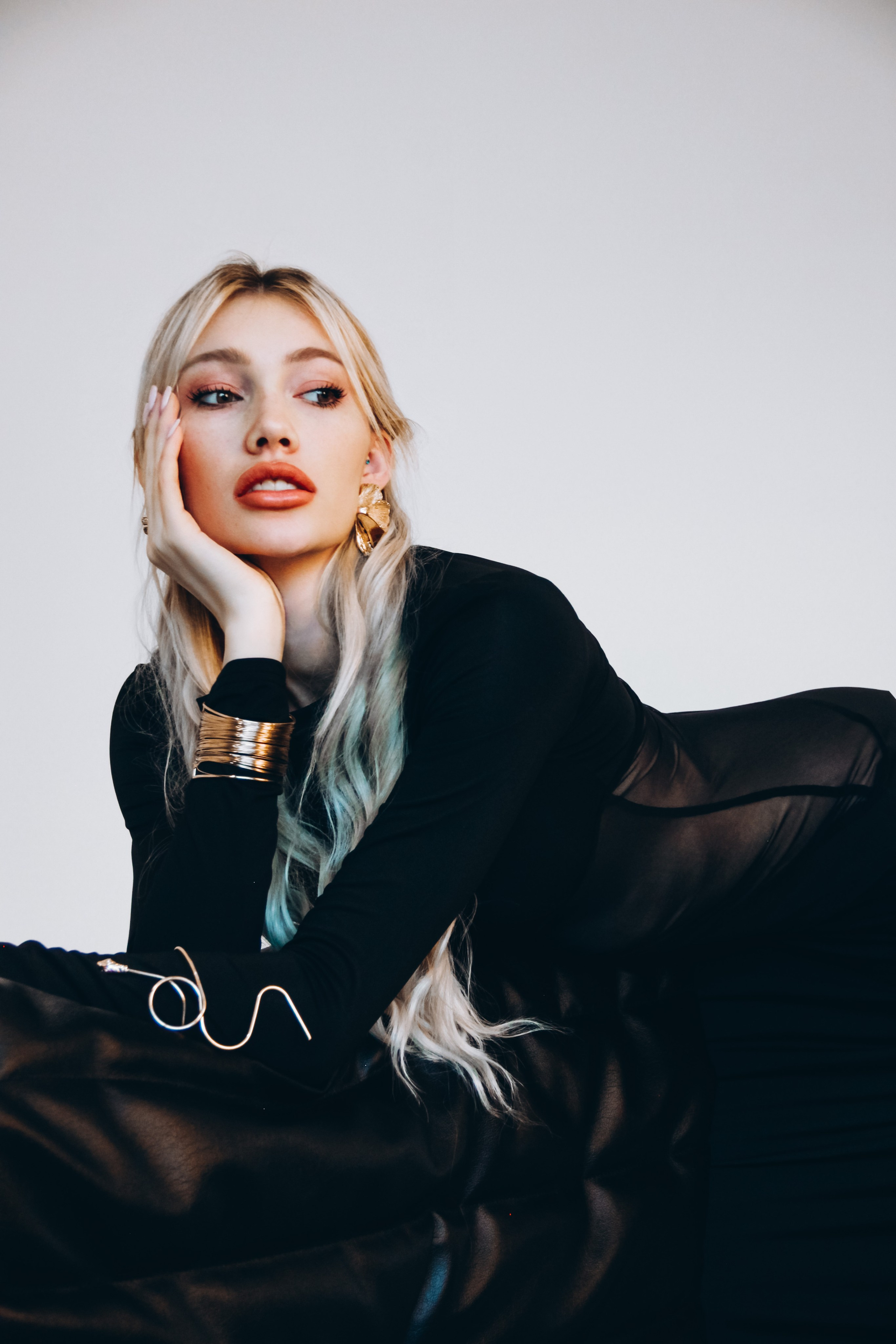 Ксения 90/62/90. Главная