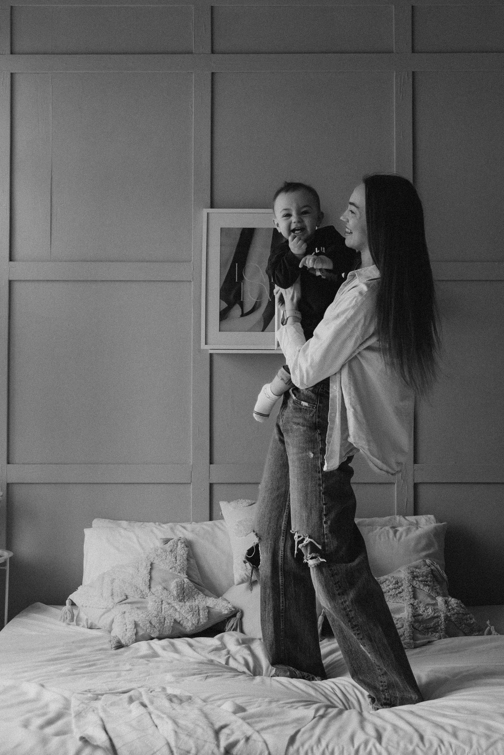 Семейная фотосессия для большой семьи в студии. Семейный фотограф в Ижевске Даша Денисова