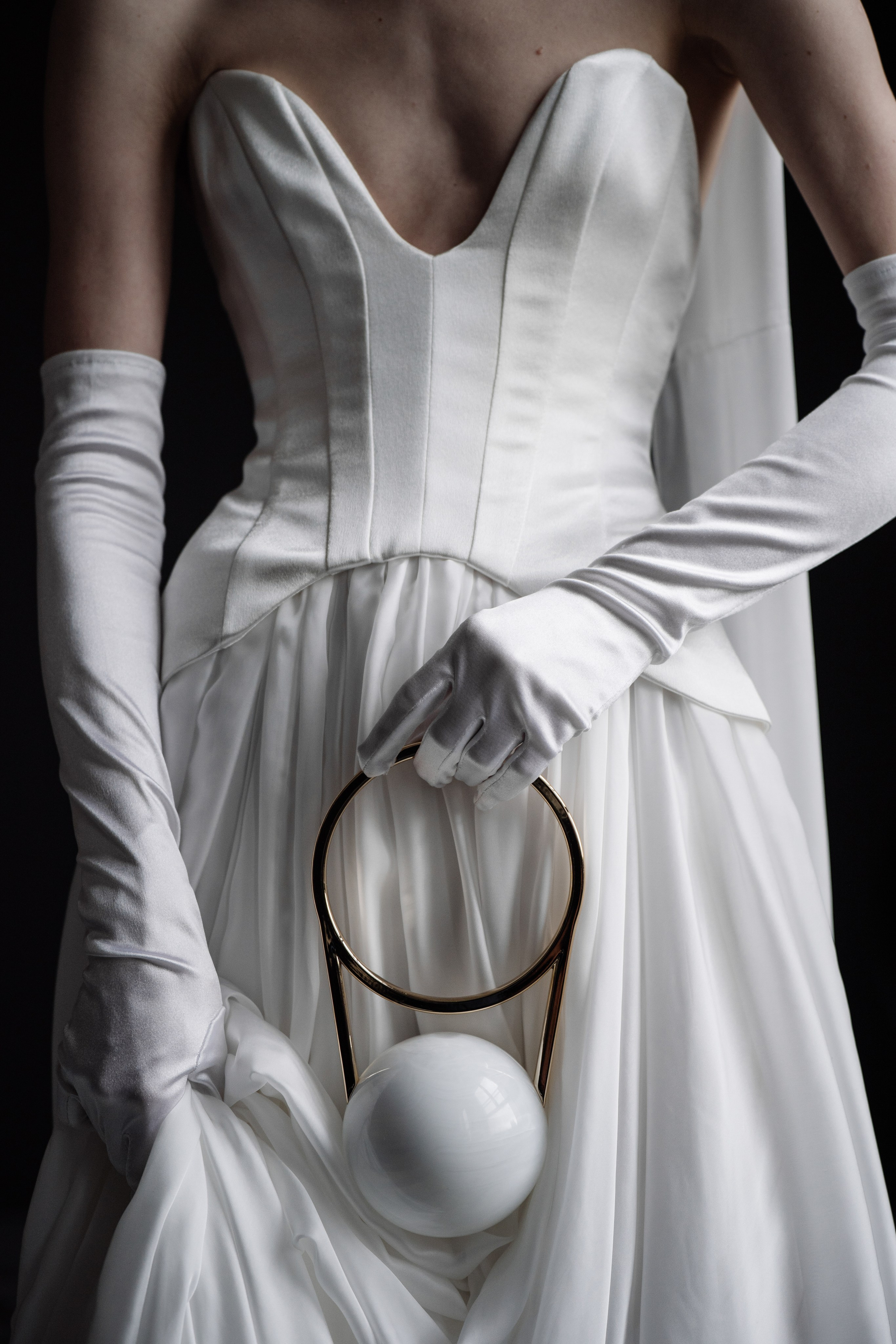  Свадебный фотограф Анапа — профессиональная студийная съемка молодоженов.