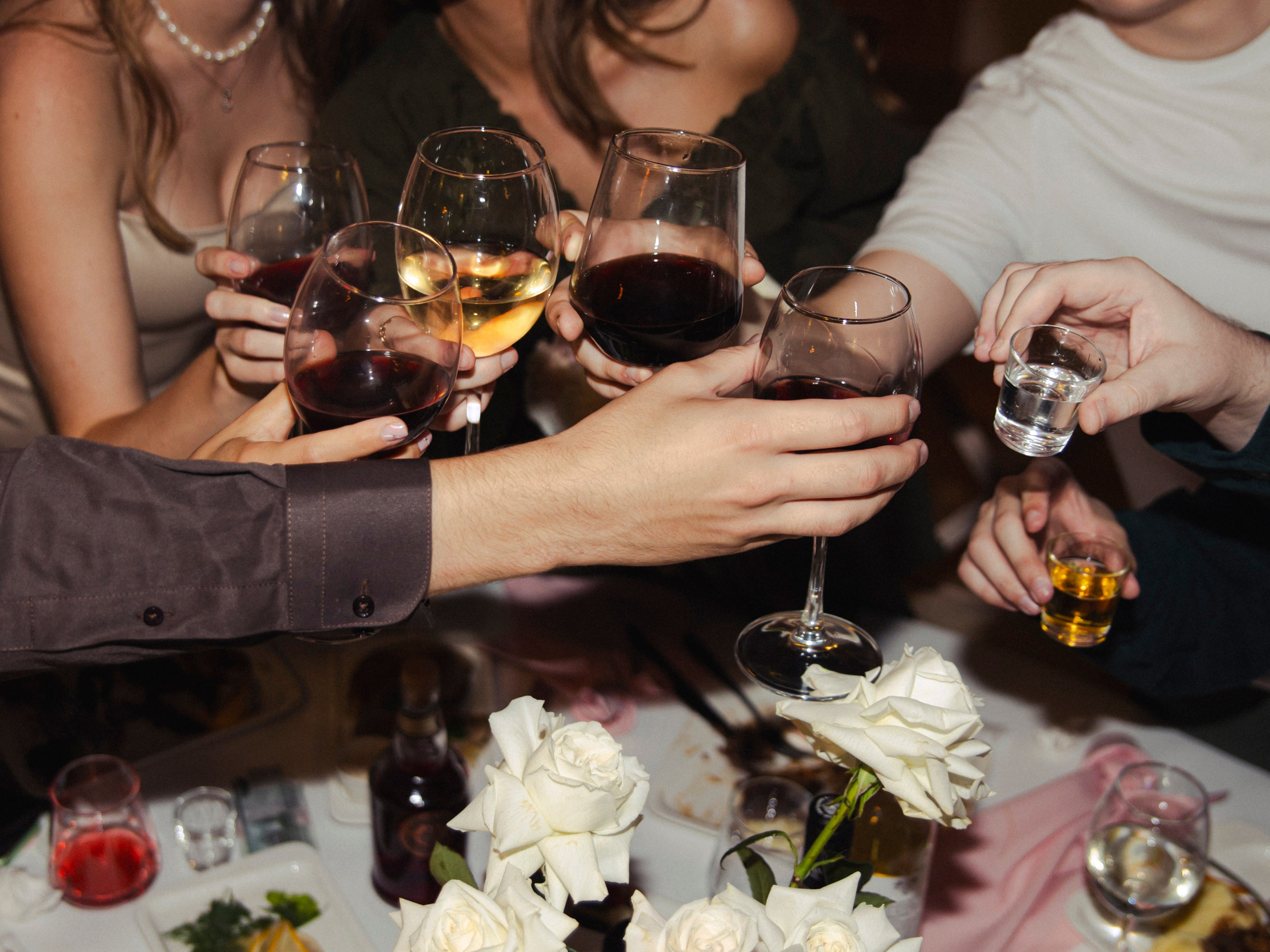 Выездная регистрация в Любогорье. Фотограф СПБ Засорина Юлия