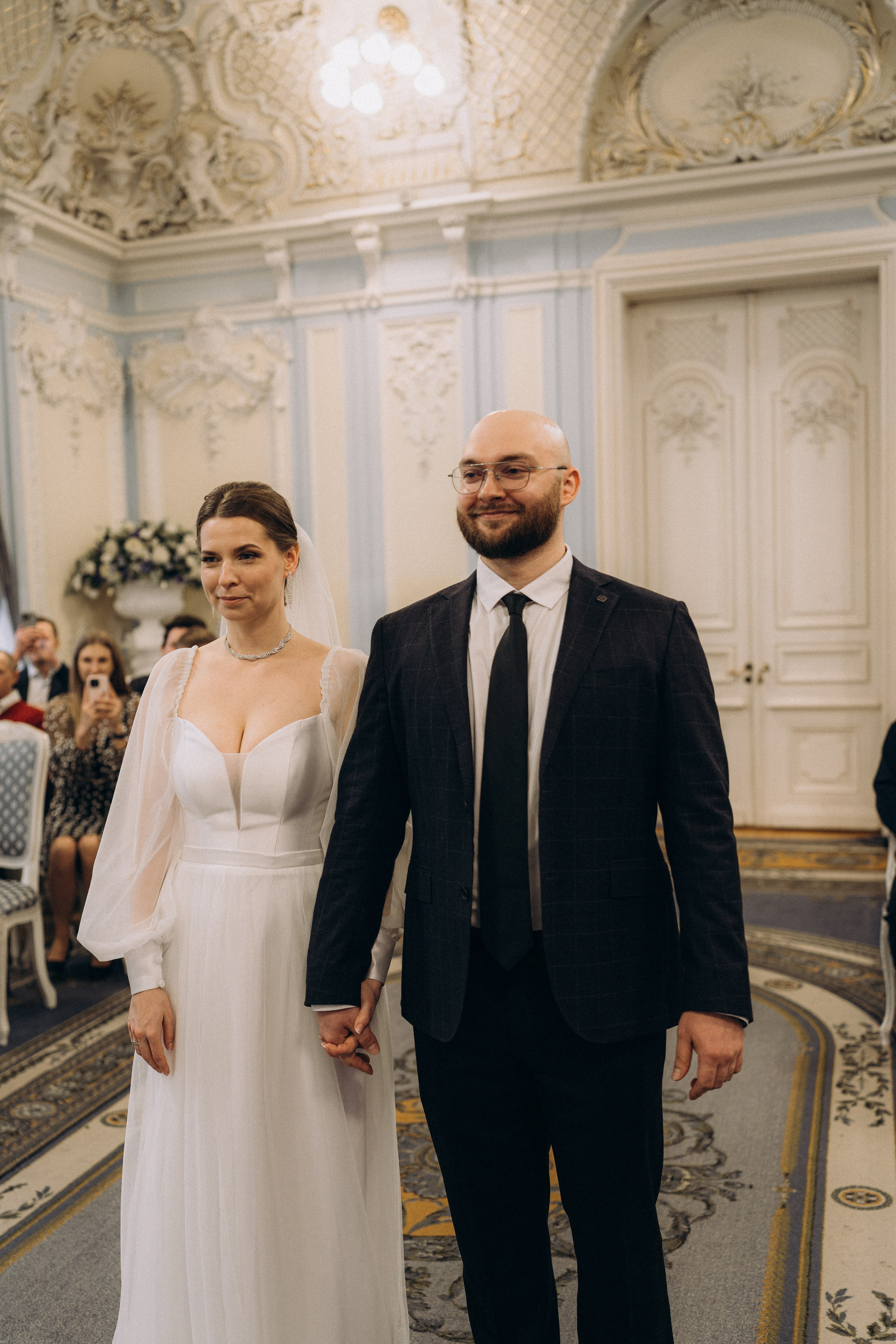 СВАДЕБНАЯ СЬЕМКА ВО ВТОРОМ ДВОРЦЕ (ДЕКАБРЬ) ТАКЖЕ СЬЕМКА В СТУДИИ НА ЧЕРНЫШЕВСКОЙ. Профессиональный фотограф, Санкт-Петербург — Виктория Богомолова