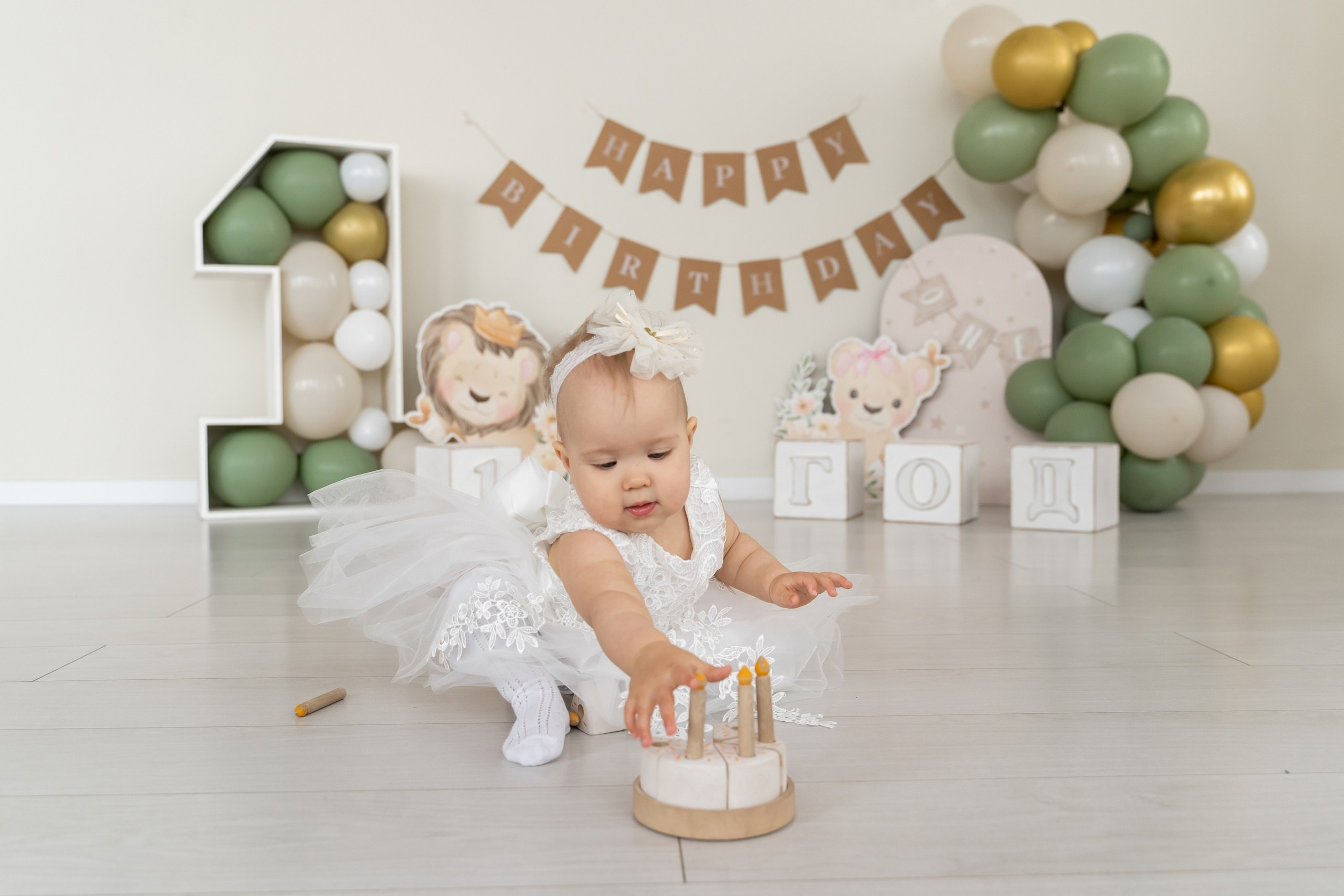 Cake smash. Фотостудия Малина в городе Улан-Удэ. Фотограф Ирина Жарникова