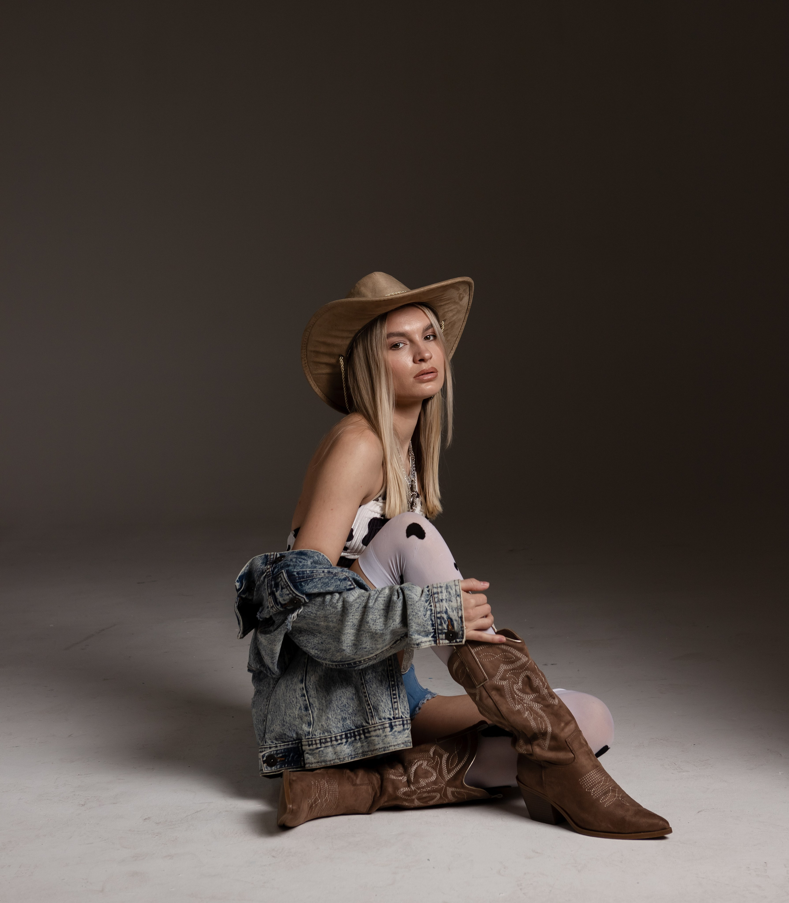 Альбом 4. Фотограф Юлия Тихонова