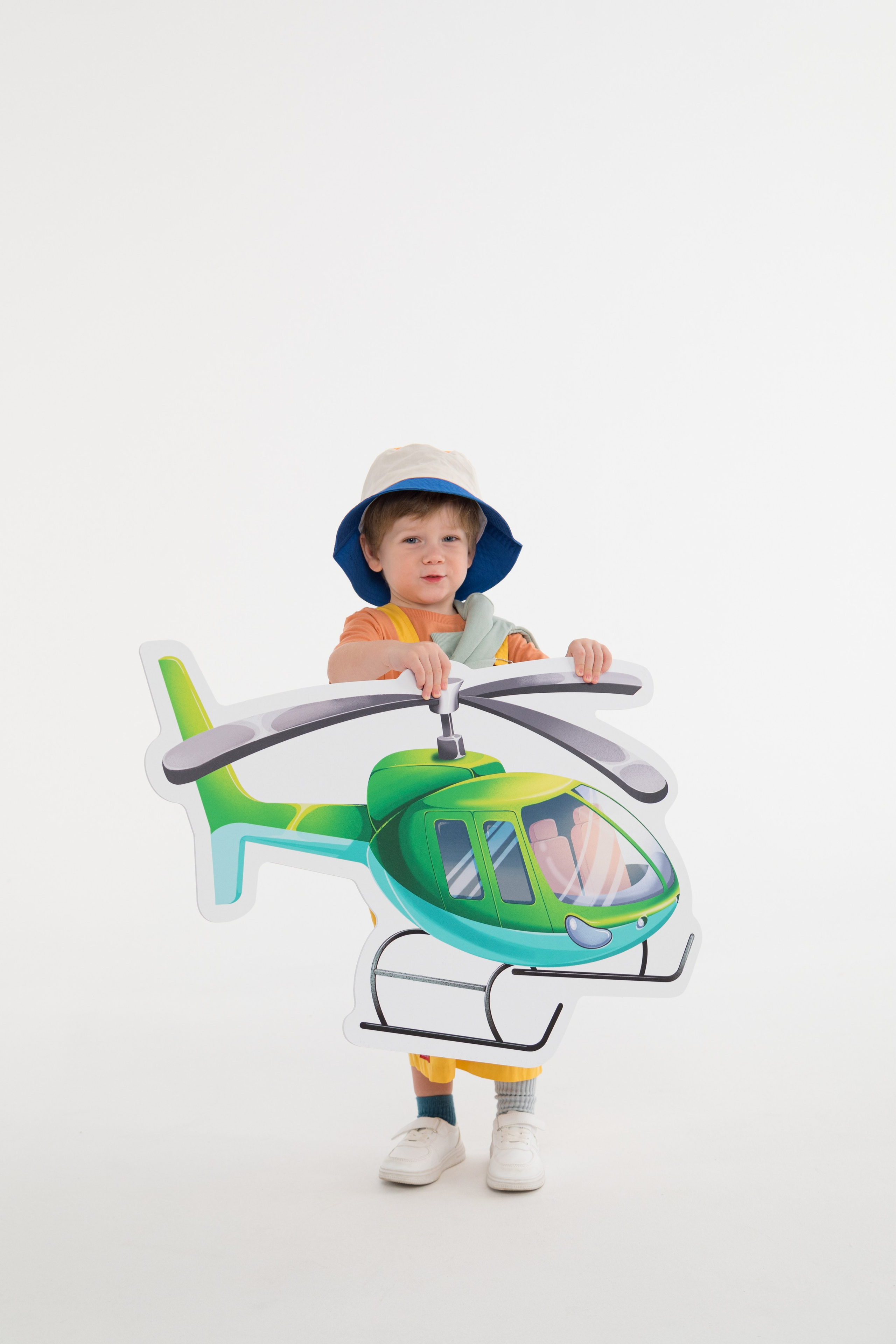 Съемка в циклораме для Харди Гарди. Детский и контент фотограф Надя Волкова Санкт-Петербург