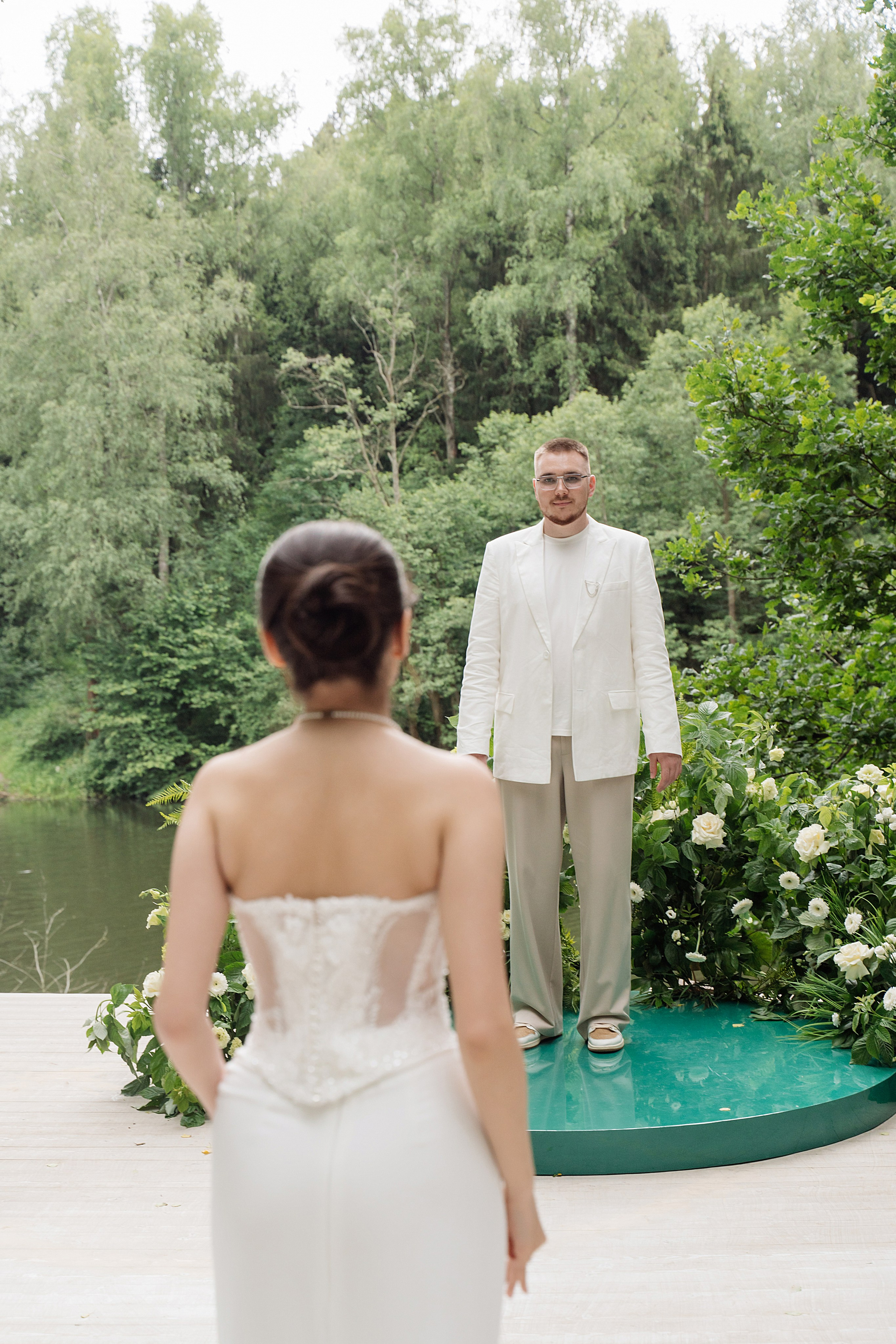 Иван и Изабелла «Веранда Отрадное». Свадебный фотограф