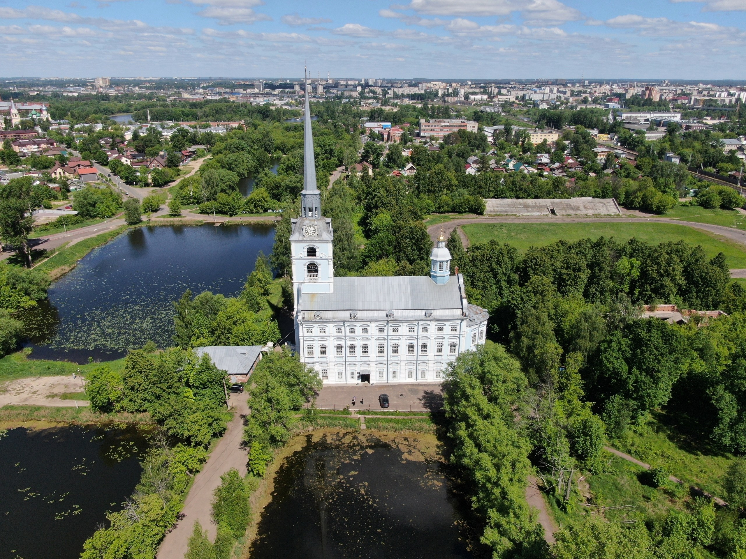 Аэросъёмка (фото). Фото и видеосъёмка в Ярославле | Грибов Медиа контент студия  — от 2500 ₽/час