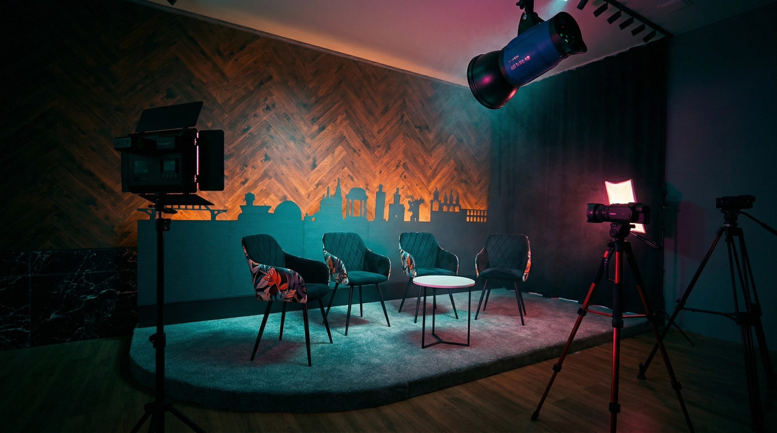 Аренда стдии. Фото и видеосъёмка в Ярославле | Грибов Медиа контент студия  — от 2500 ₽/час