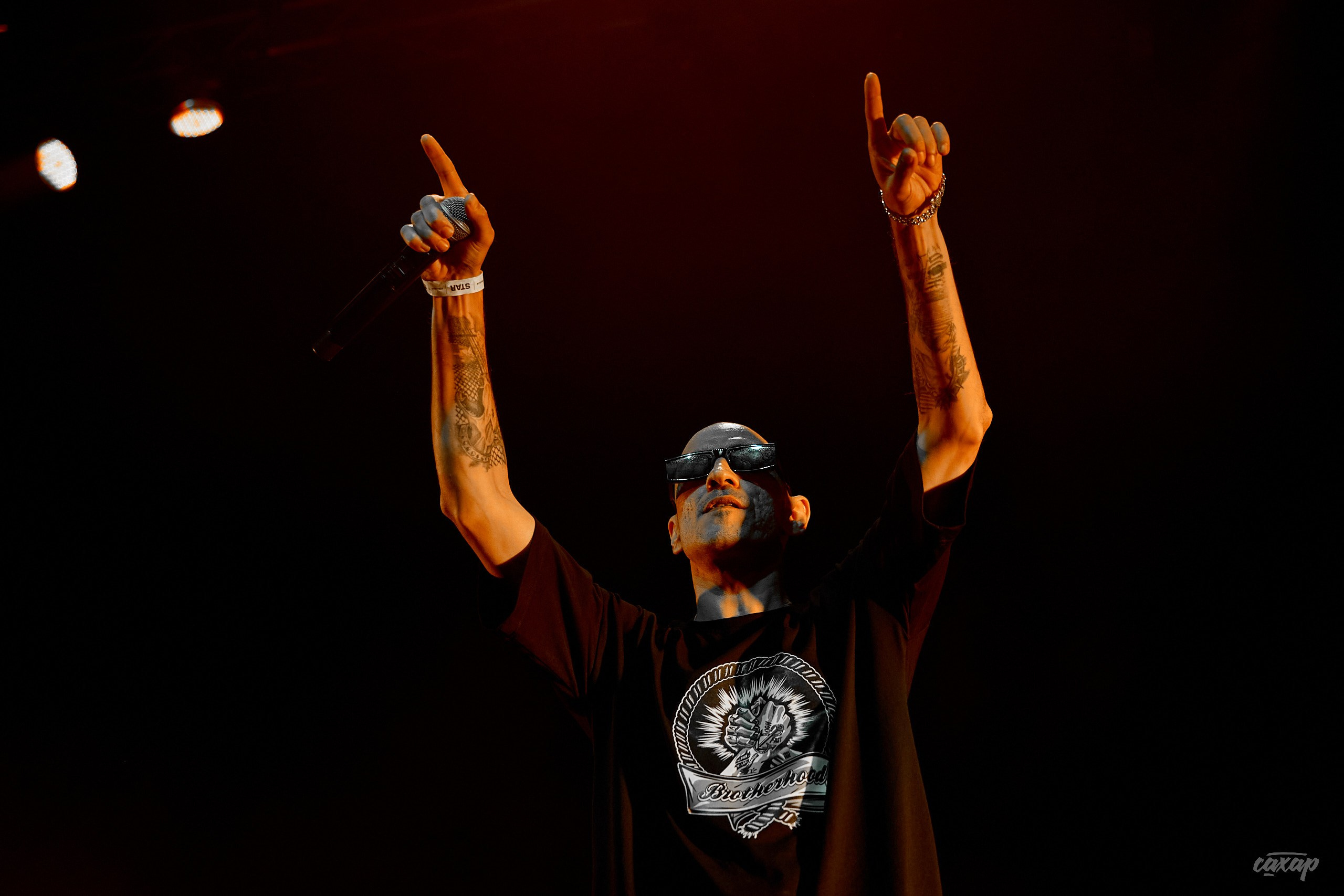 ONYX. Профессиональный фотограф в Екатеринбурге Юра Сахар