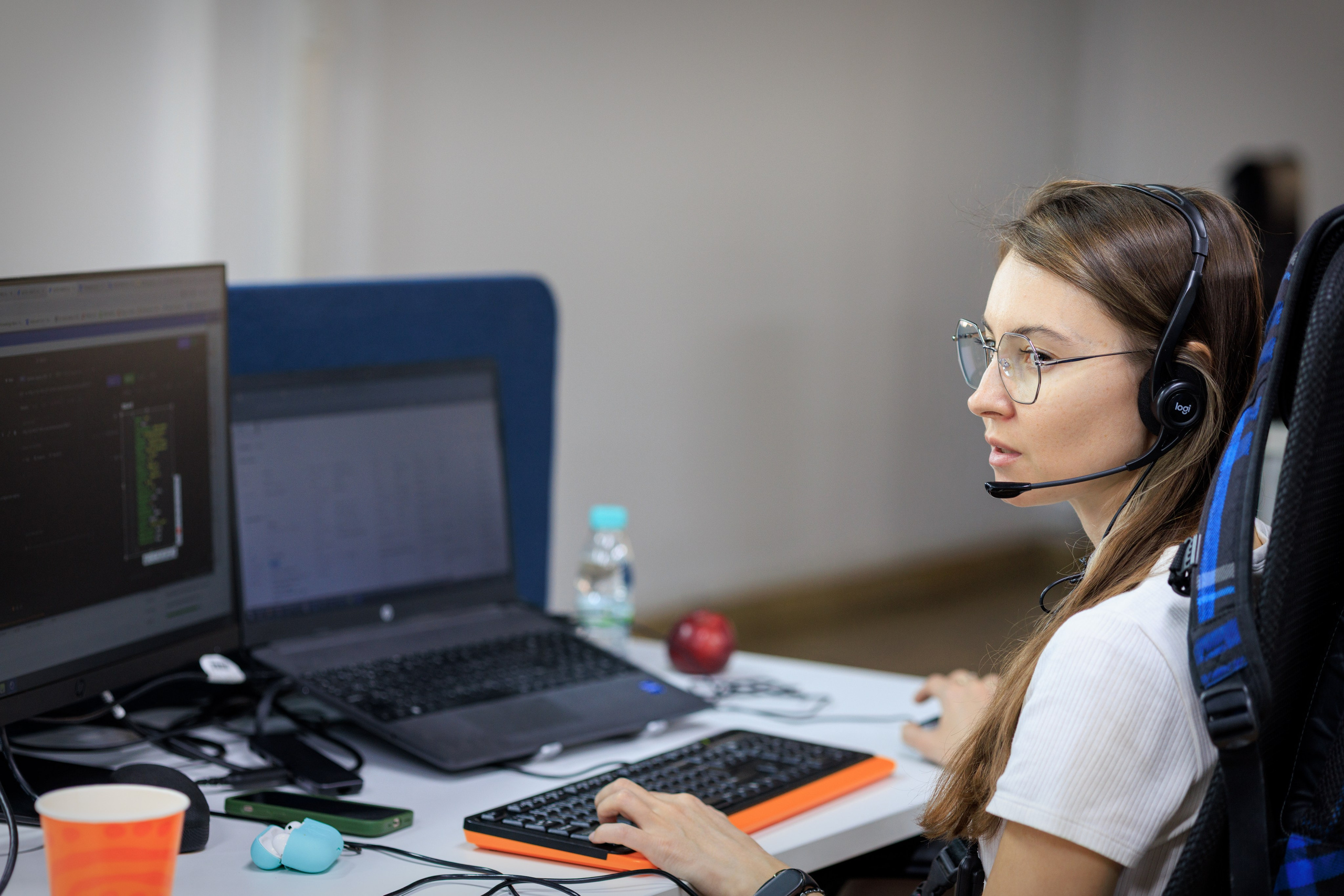 Бизнес-фотограф в Алматы — корпоративные съёмки, деловые портреты и репортажи. Профессиональный фотограф в Алматы