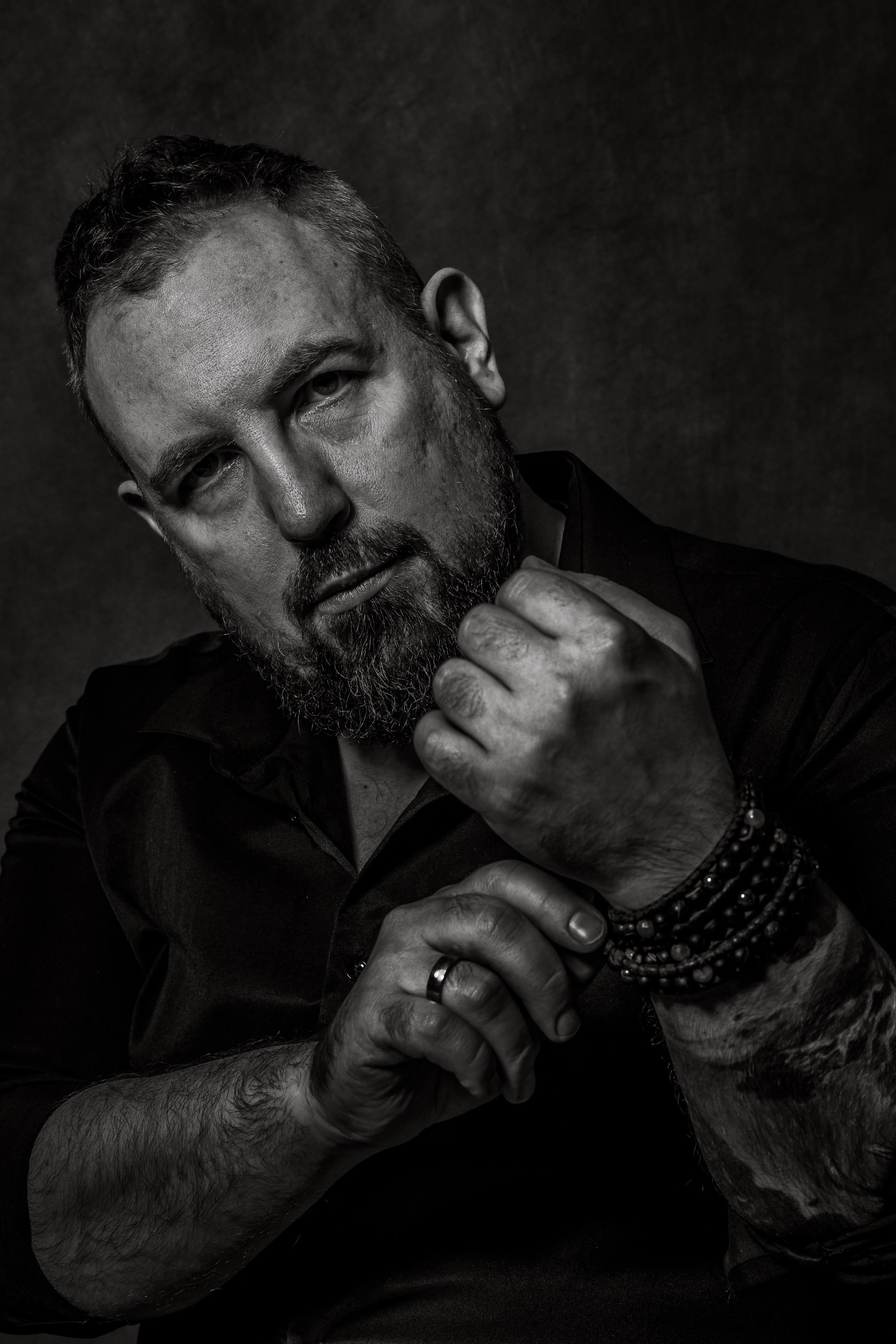 Мужская фотосъёмка. Photomantis