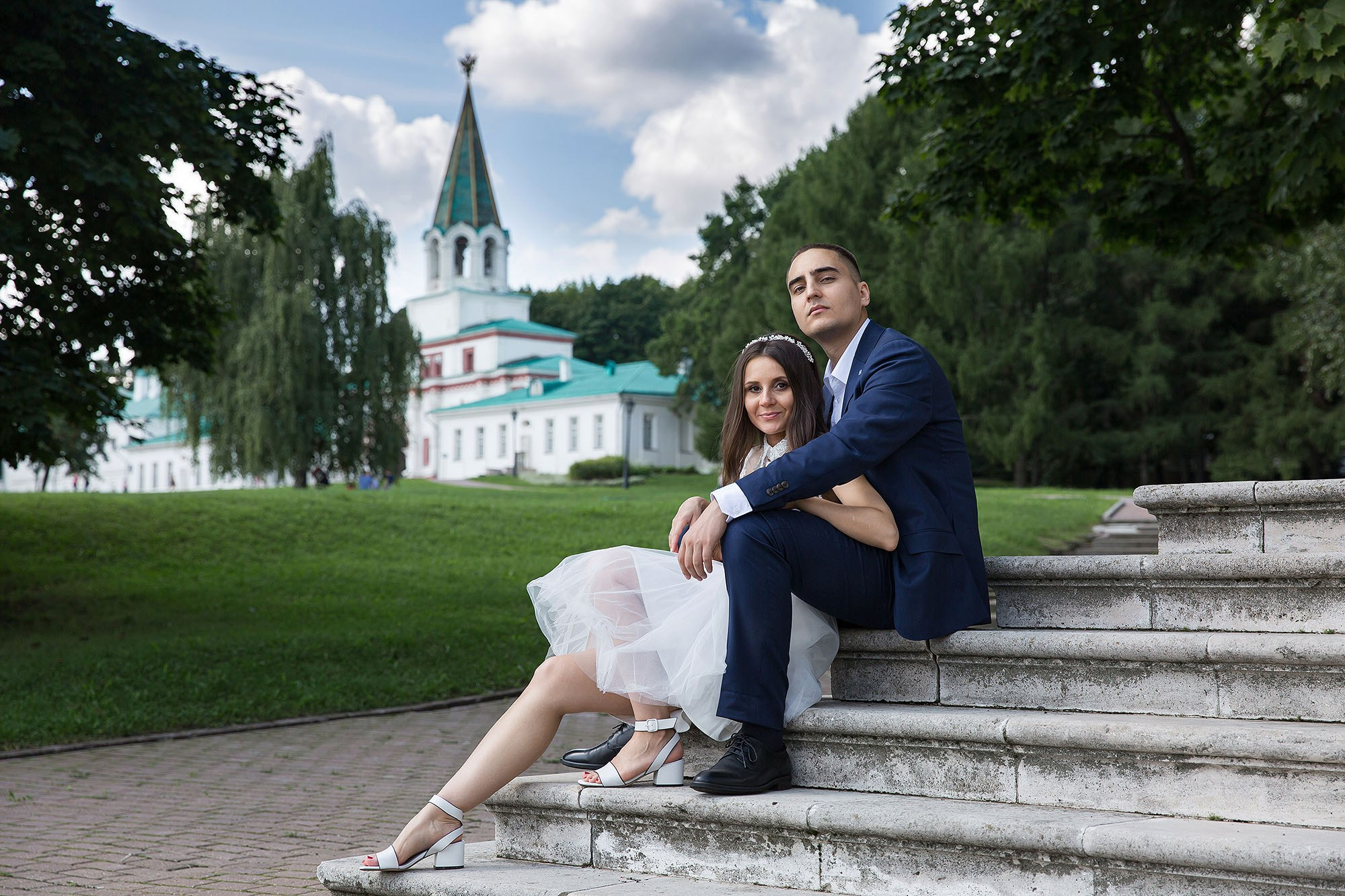 Прогулка, фотосессия жениха и невесты. Свадебная съемка. Фотограф в Москве Валерий Боцман