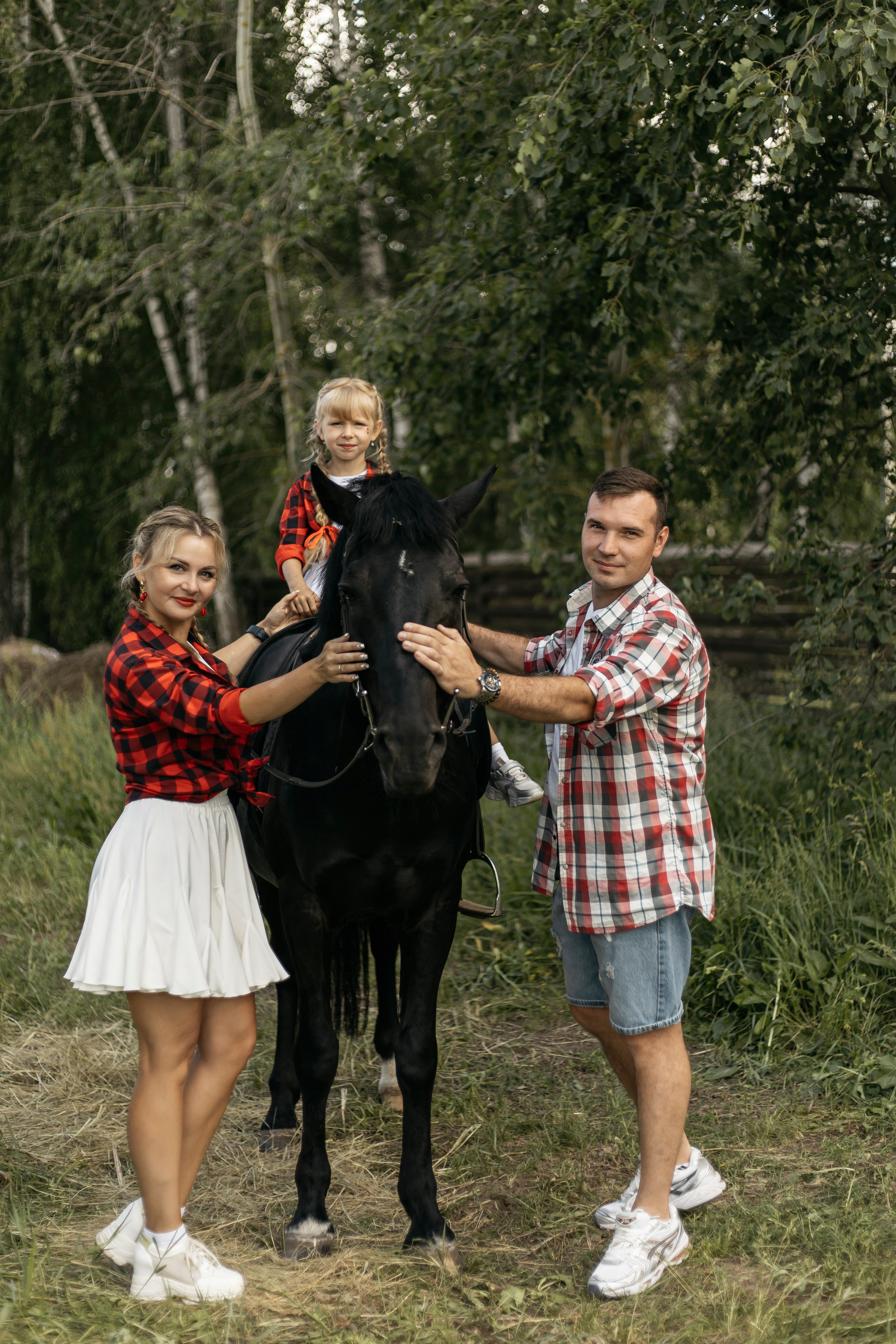 Семейная прогулка с лошадкой. Семейный и детский фотограф в Рязани Васюгова Мария