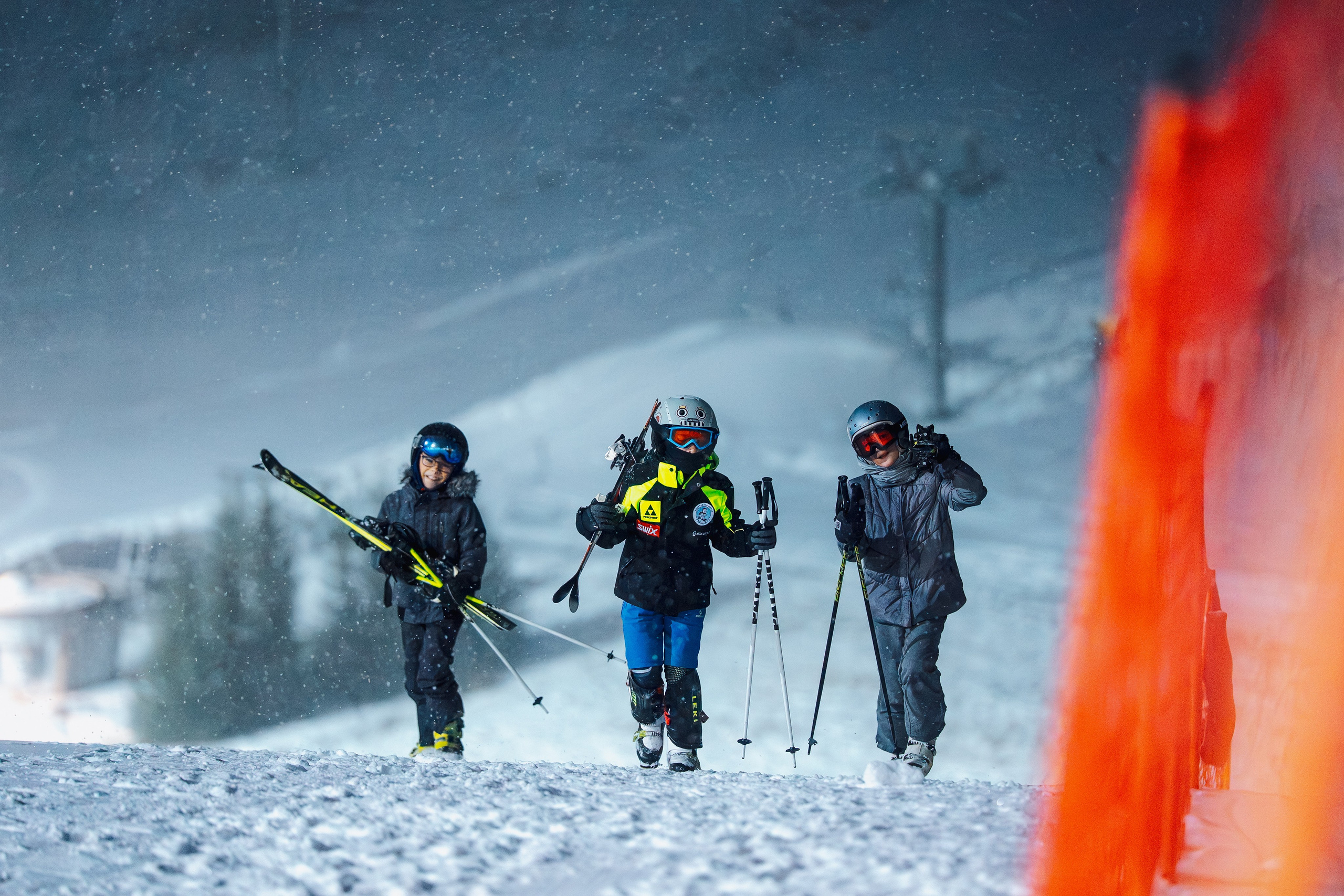 2025.12.25 | Горные лыжи. Тренировка. Шуколово, 5й склон. Фотограф Студитский Евгений
