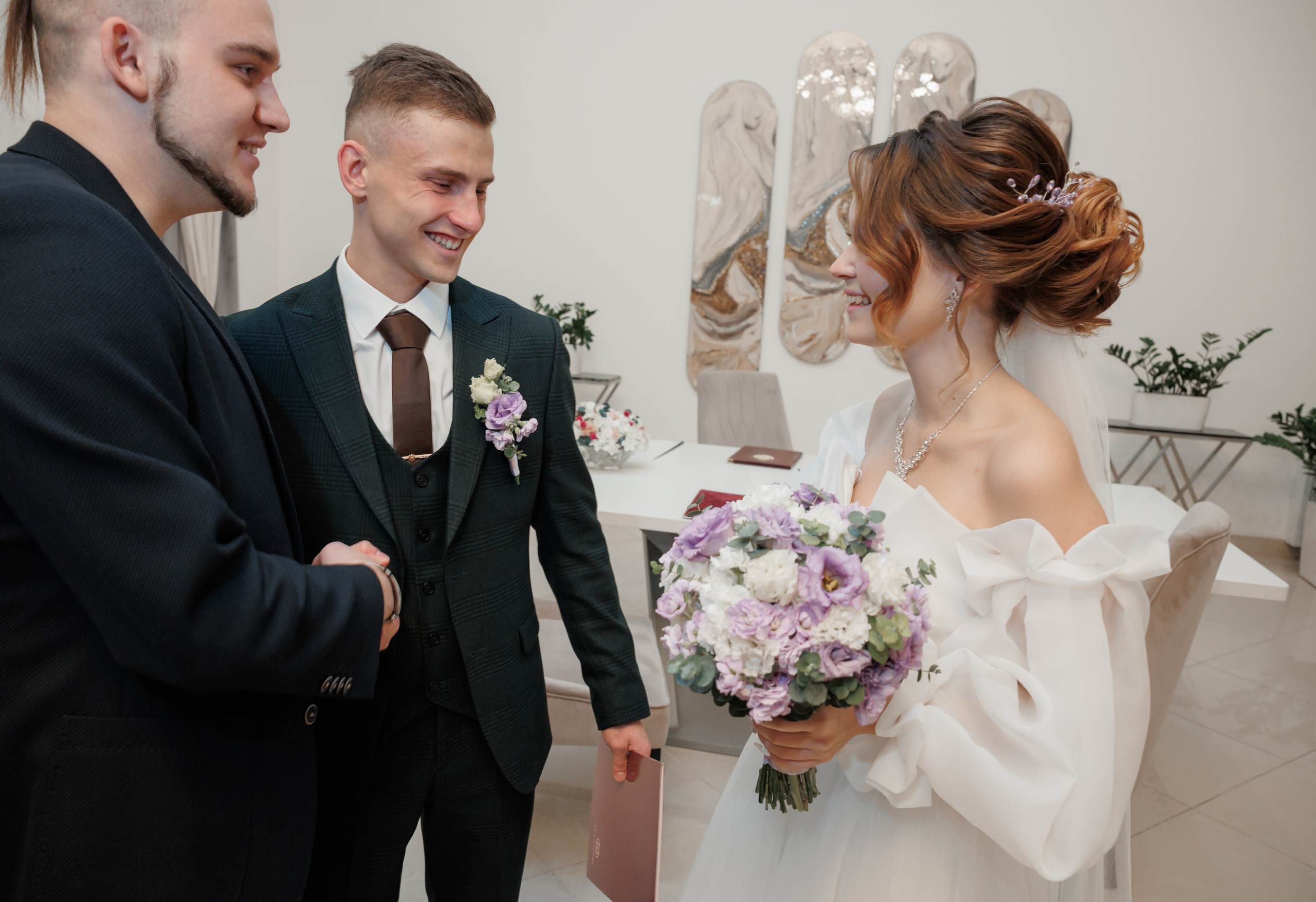 Константин и Дарья, ЗАГС ВДНХ, отель Soluxe, ресторан «Антик». Свадебный и репортажный фотограф (Москва, Королев и другие)