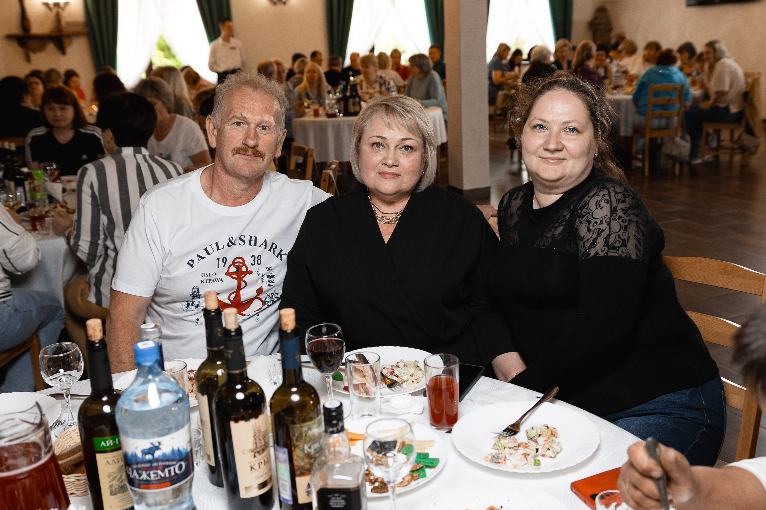 Профессиональный фотограф на выездные мероприятия и тимбилдинги Андрей Алексеев