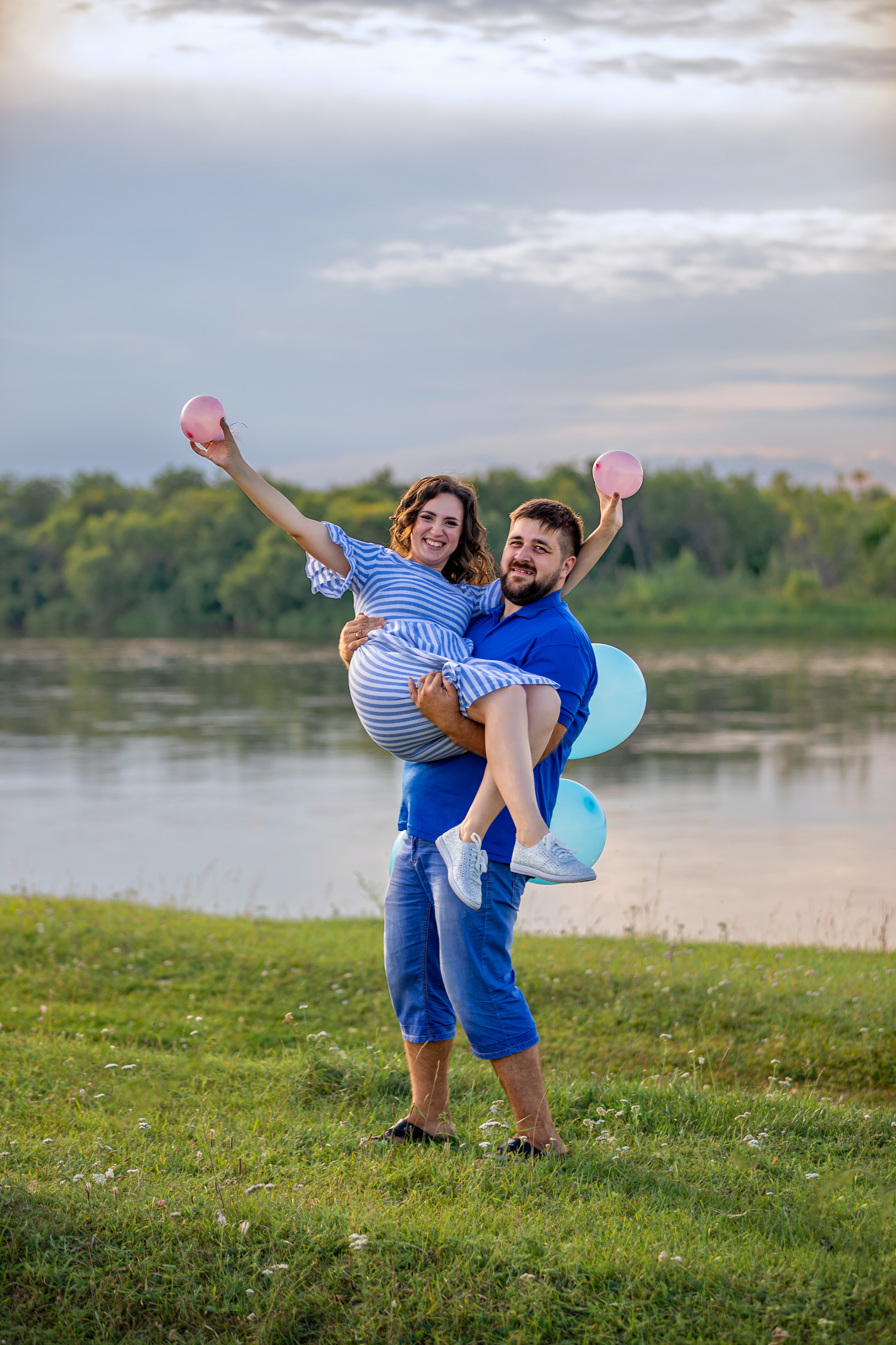 Александр и Анна (Гендерный шар). Фотограф в Канске Нина Пуряева