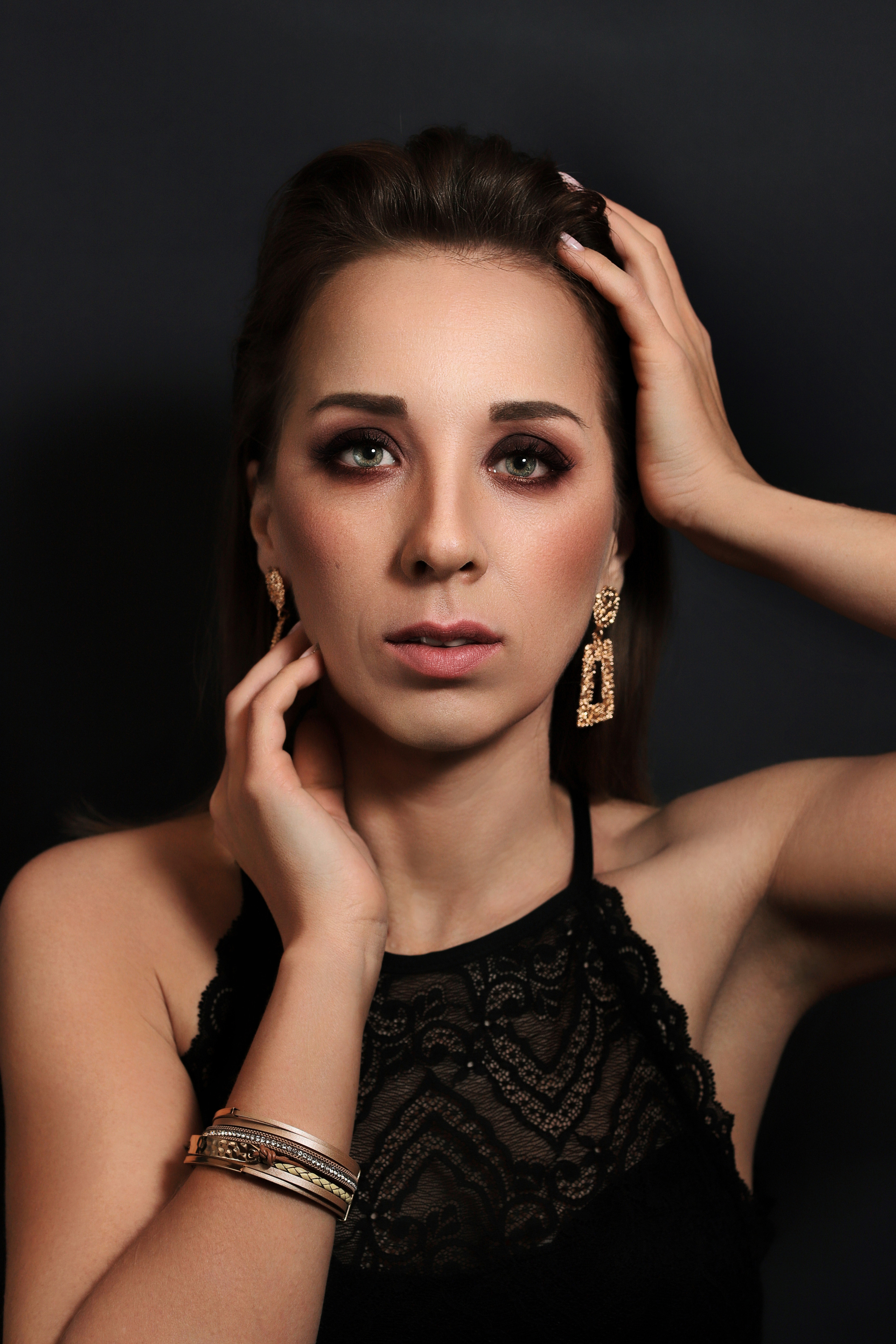 Портретная съёмка макияжа для соцсетей. Фотограф в Канске Нина Пуряева