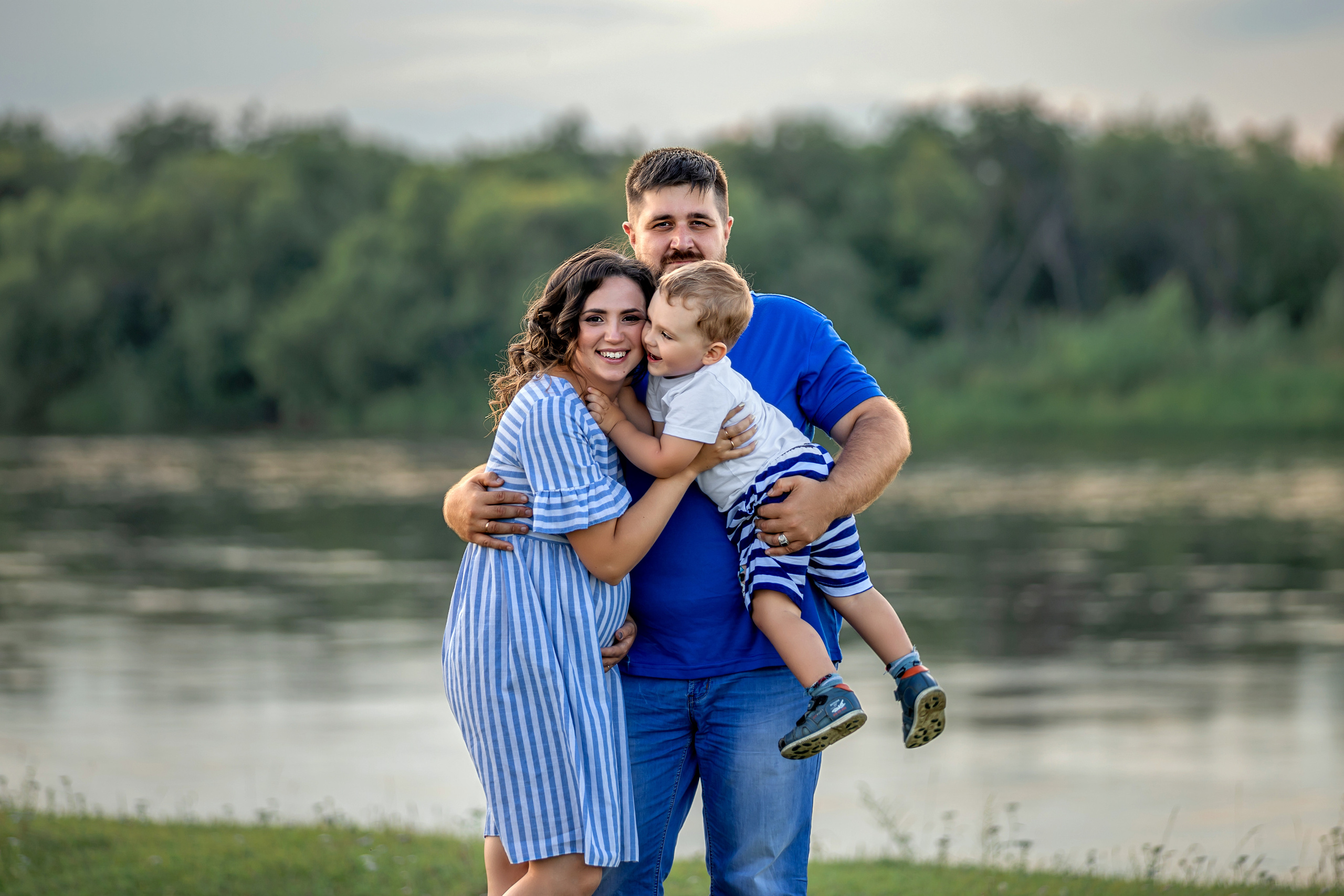 Александр и Анна (Гендерный шар). Фотограф в Канске Нина Пуряева