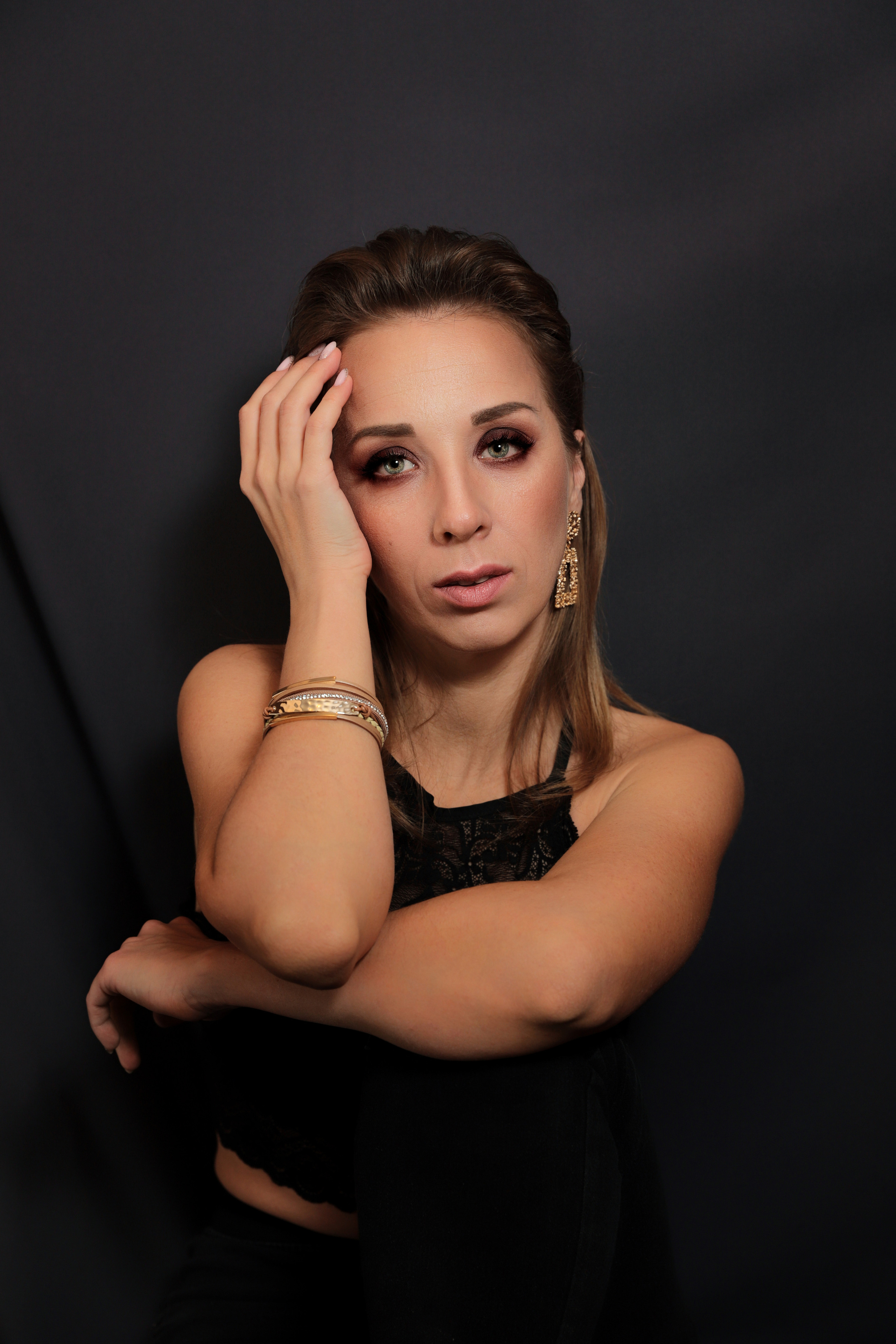 Портретная съёмка макияжа для соцсетей. Фотограф в Канске Нина Пуряева