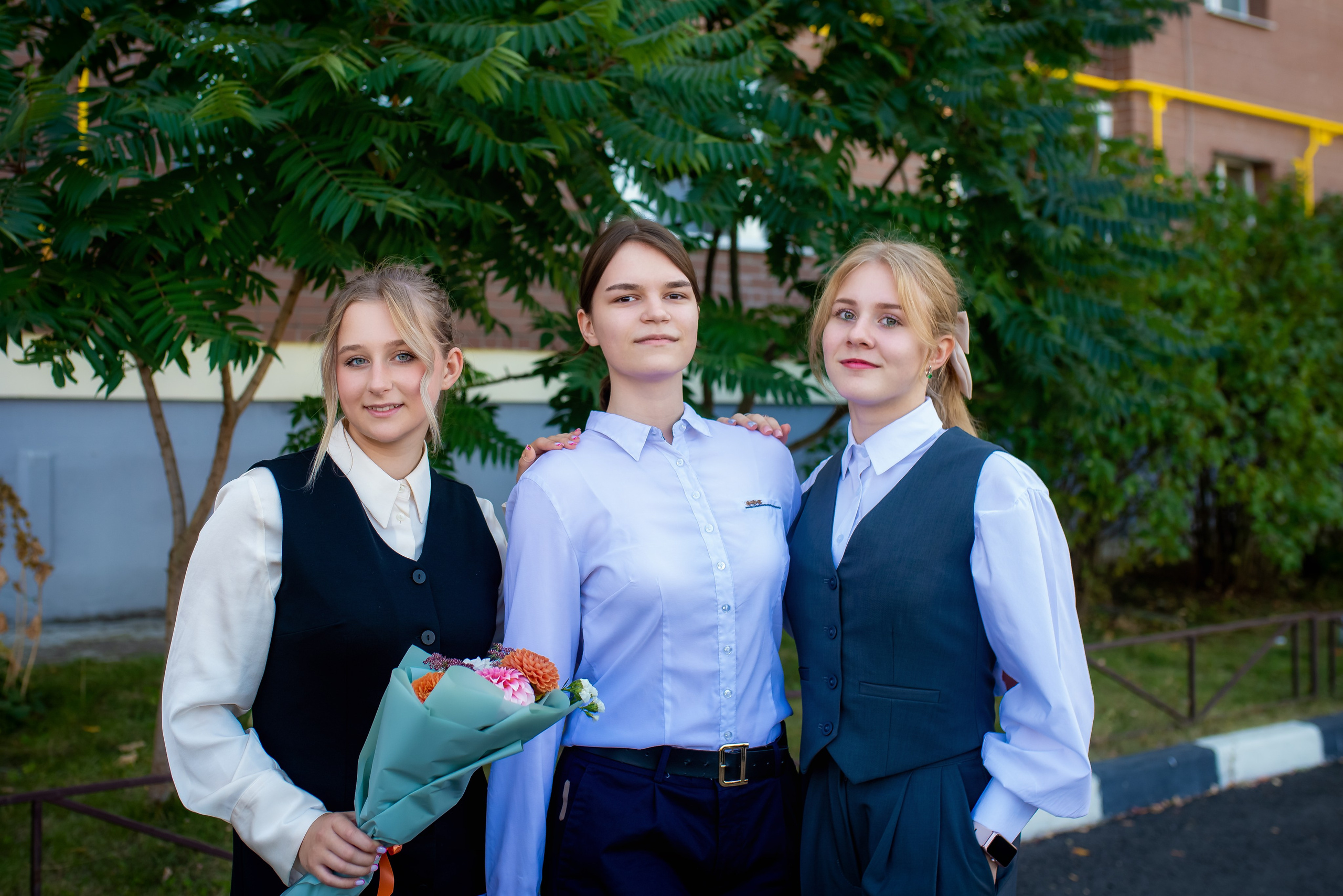 Школа 72. Женский фотограф Крещение Венчание Москва Брянск