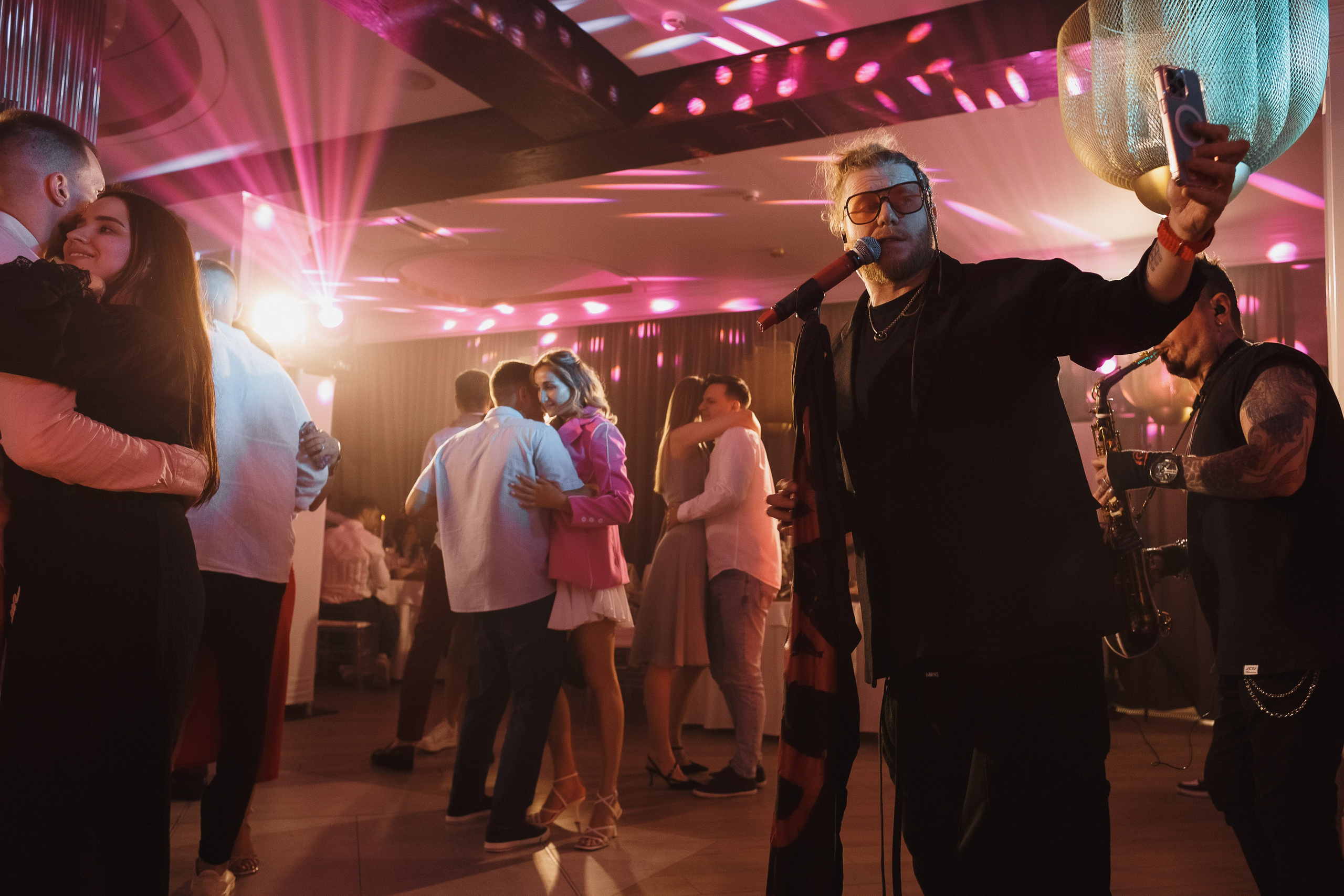 Свадебный фотограф в Таганроге — съёмка Дениса и Маши в Golden Horse | Бакарюк Антон. Свадебный и семейный фотограф в Таганроге Бакарюк Антон