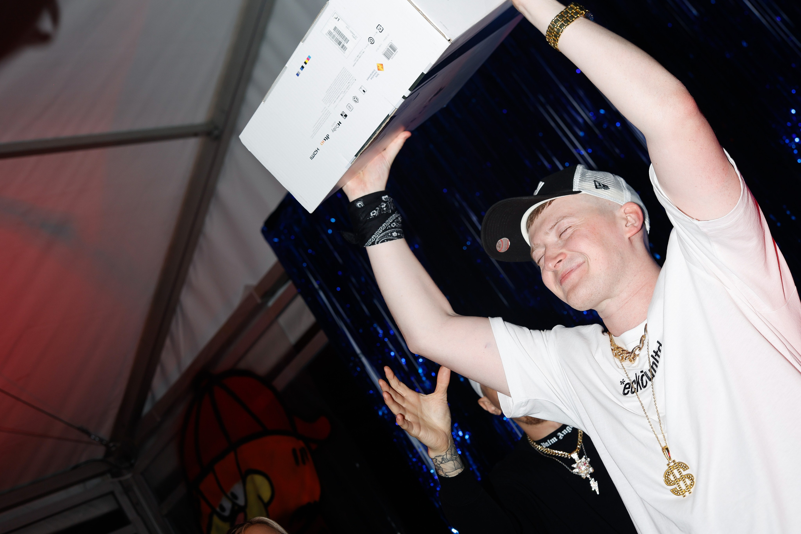 MEZENOVA. Nikolskayasecular