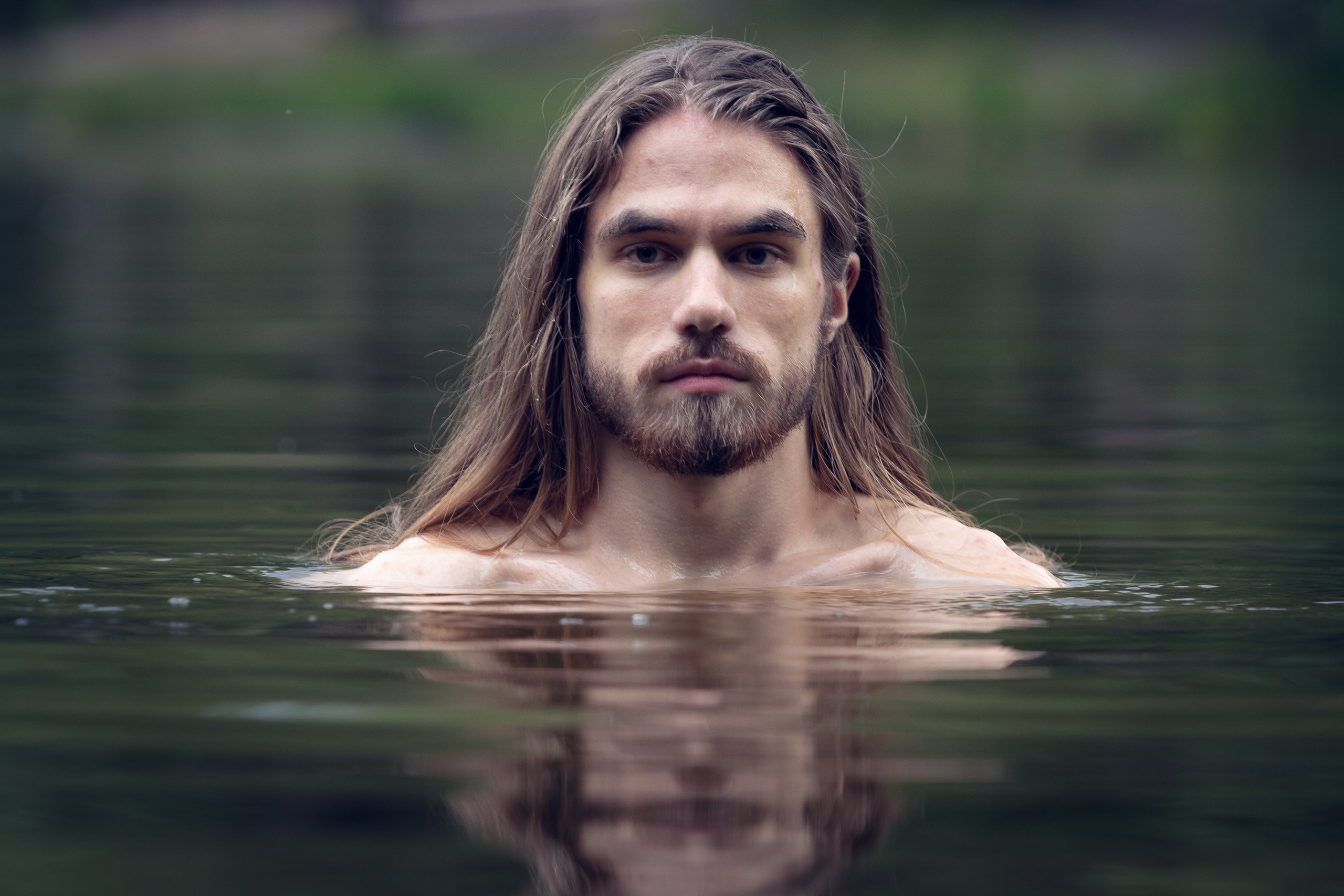 Портрет на природе. Свадебный и репортажный фотограф в Москве и Московской области