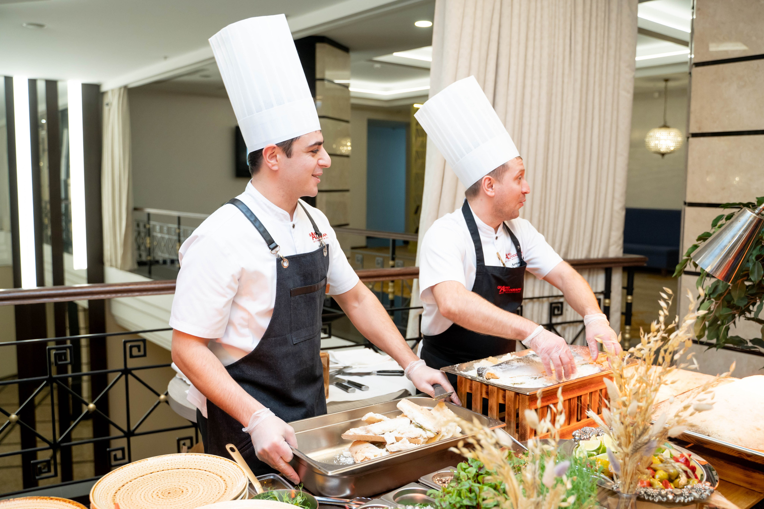 Битва Шефов в ресторане «Мед». Главная