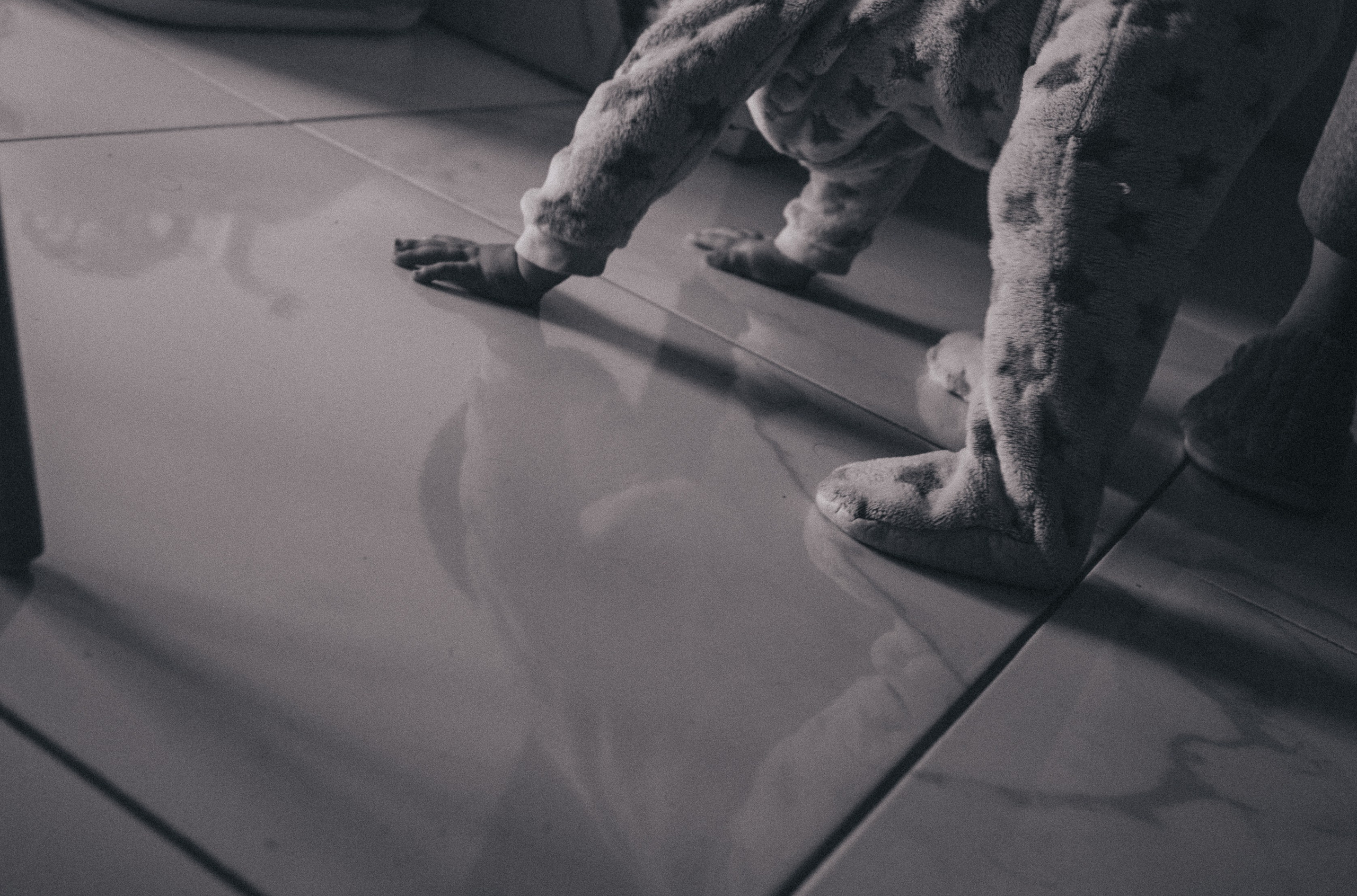 Afina and family. Portrait, family and pet photographer in Cyprus, Ksenia Bourdelle