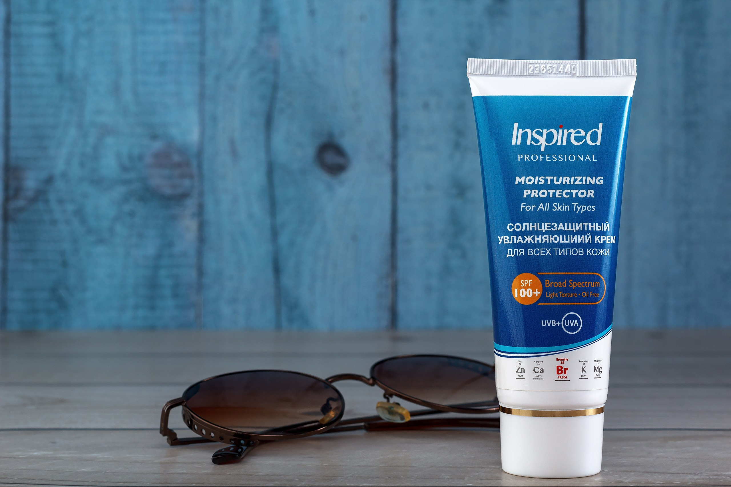 солнцезащитный крем имиджевое фото предметное фото