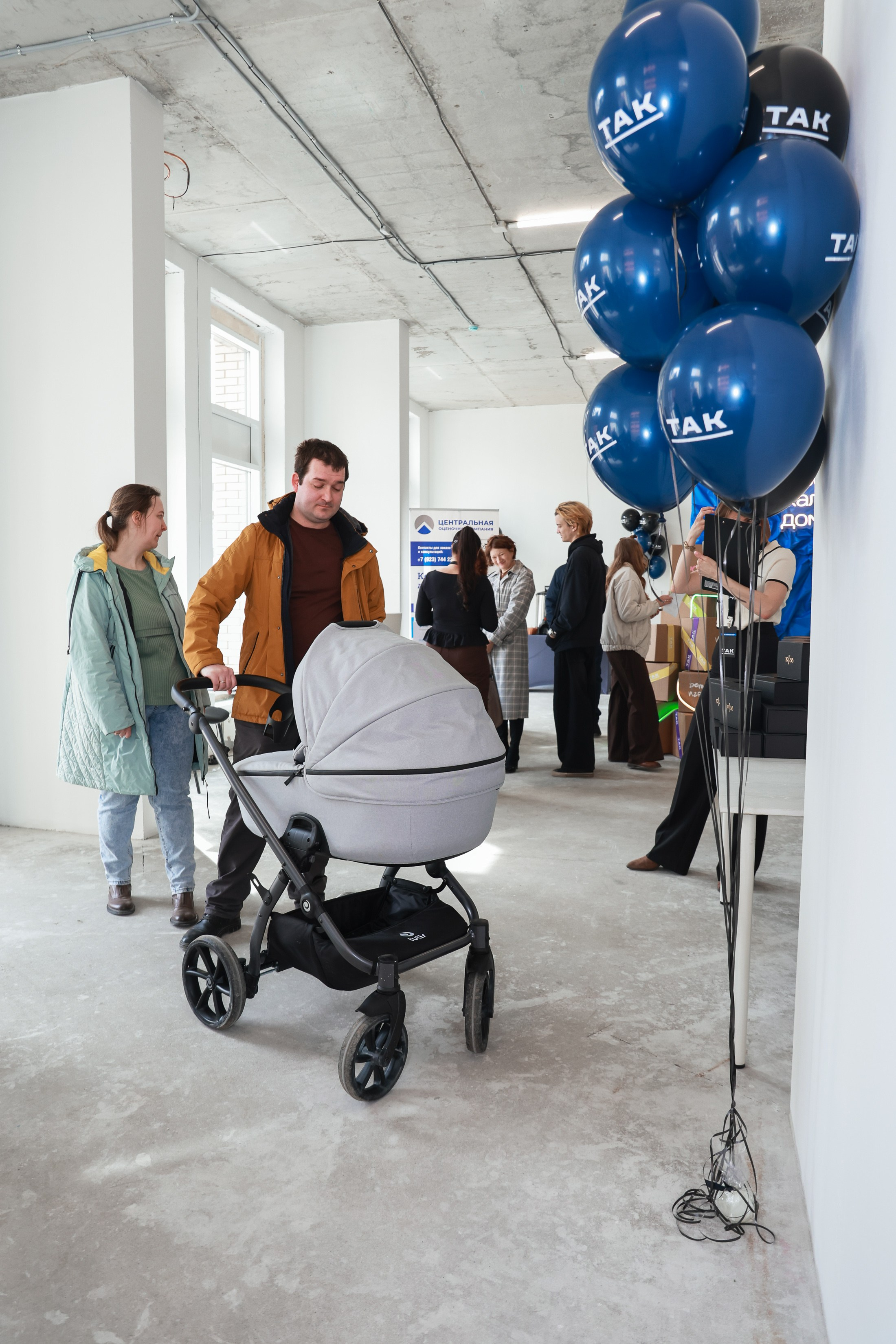 Выдача ключей Кварталы Телецентра 19I56. Фотограф Юлия Мальцева