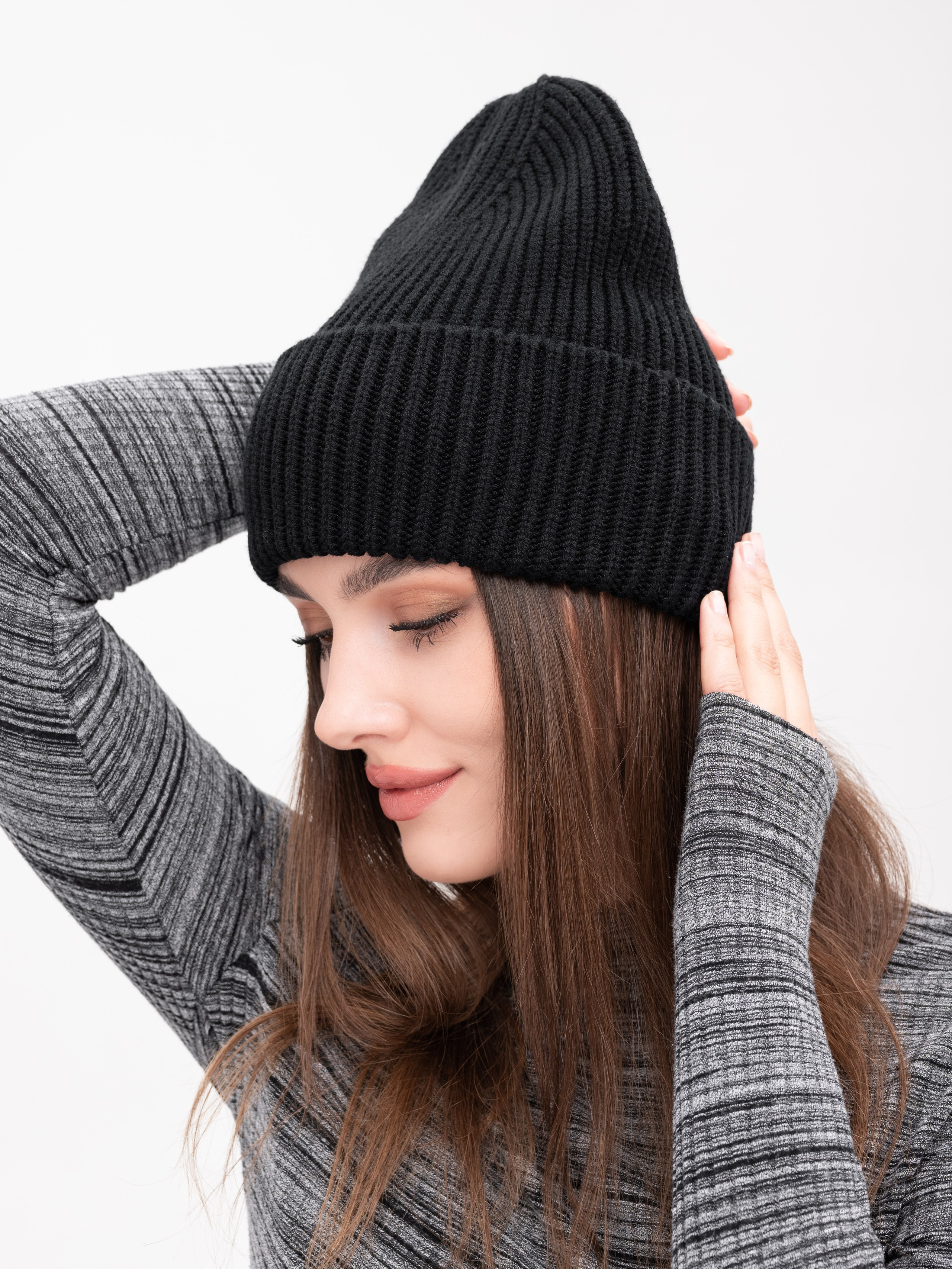 Шапки. Предметный фотограф, фото для маркетплейсов Пятигорск, КМВ