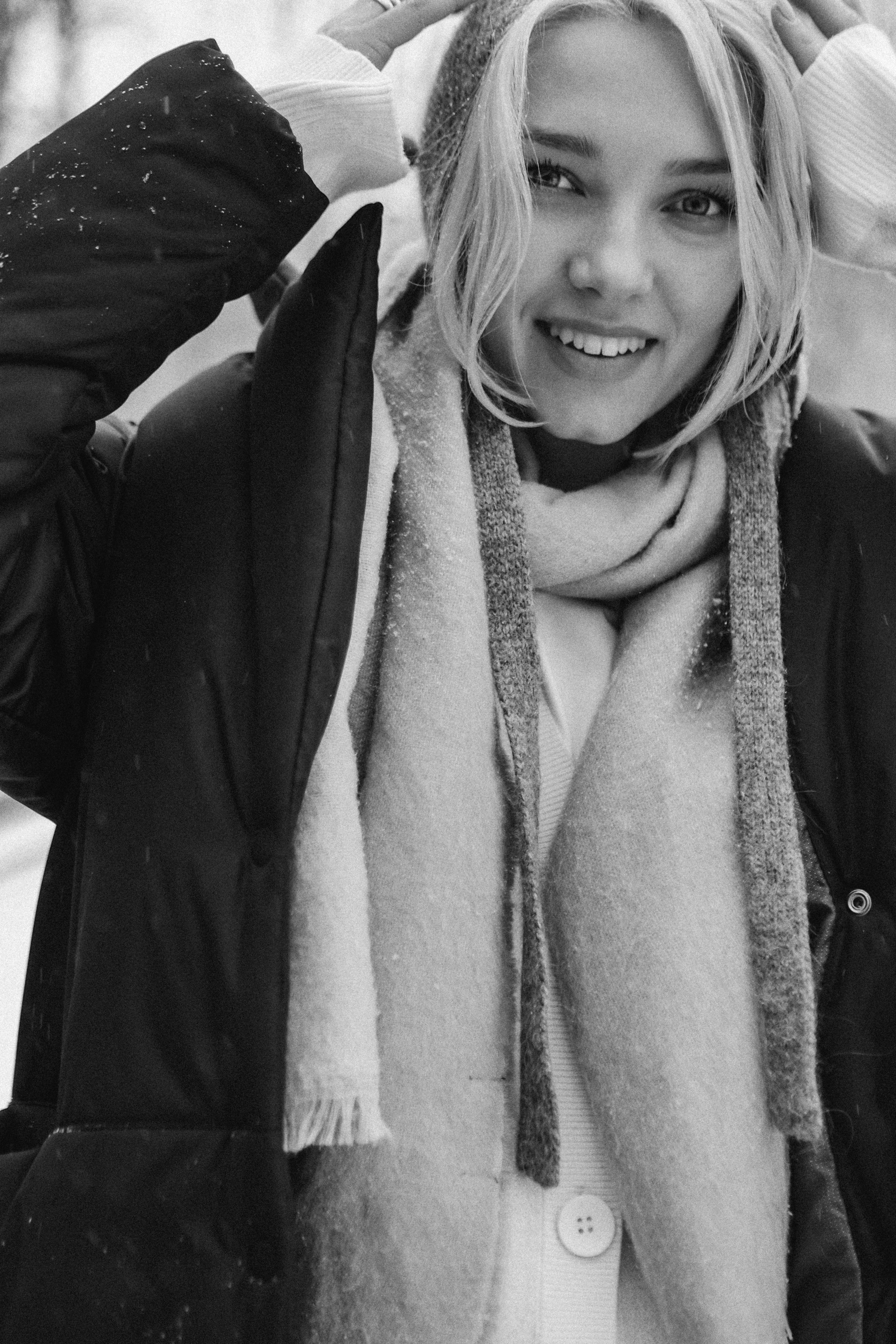 Саша Пряхина. Контакты