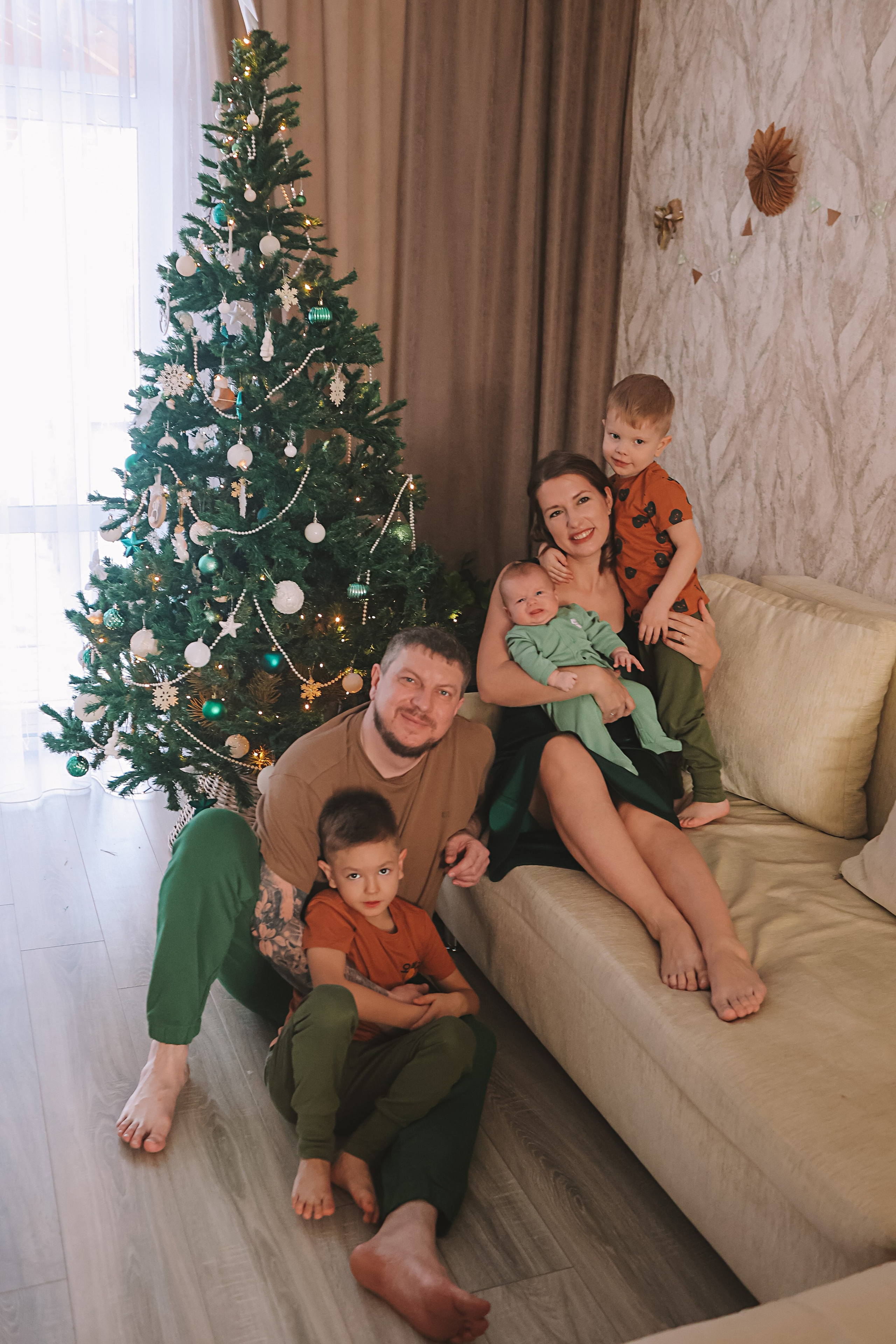 Команда. Семейный фотограф Тюмень, фотограф на роды Салмина Мария