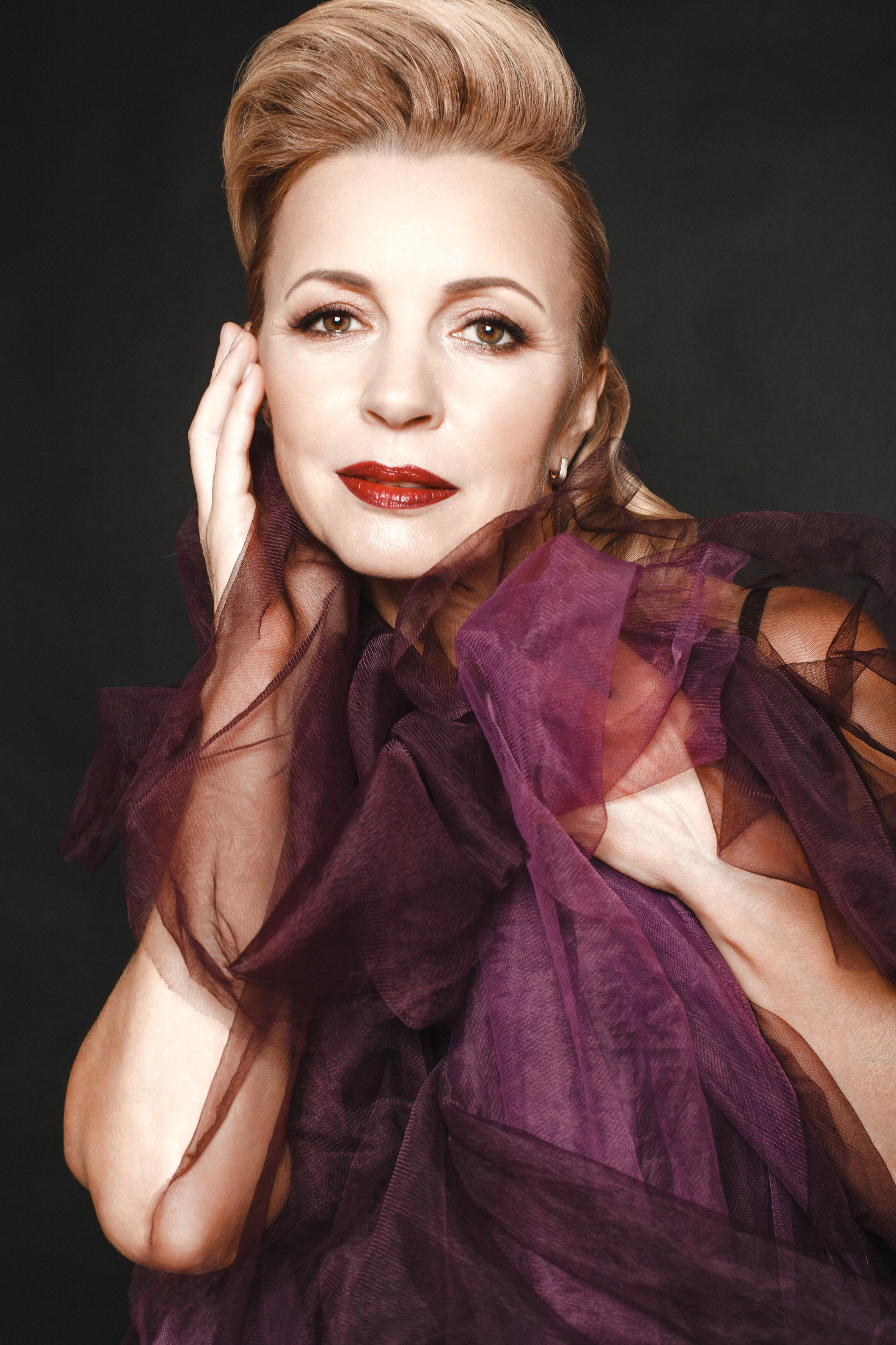 Елена. Портрет (homeset) *Съёмка для Edith Magazine. Портретный и репортажный фотограф в Москве, Ольга Ларема